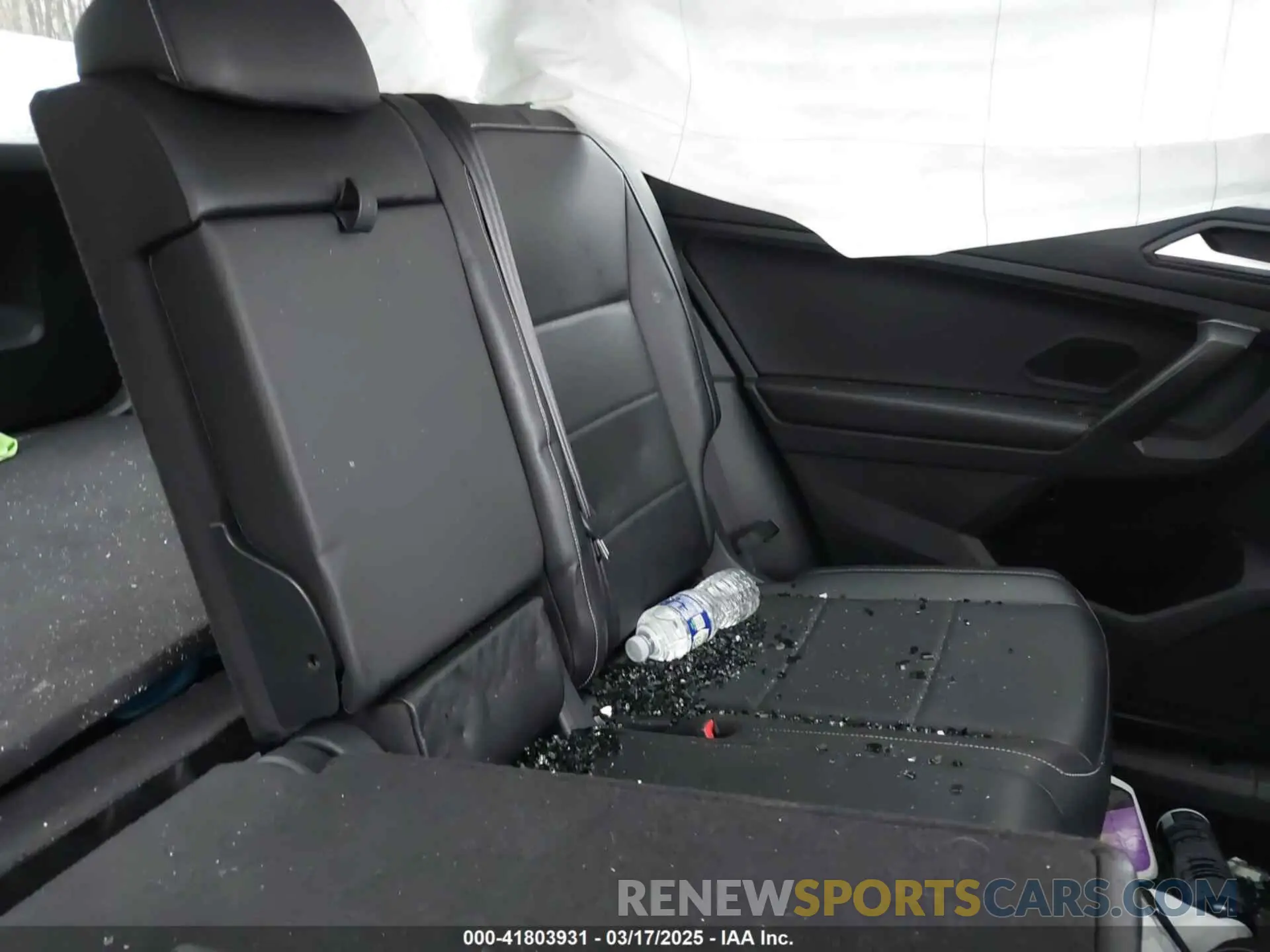 8 Photograph of a damaged car 3VV2B7AX8MM100651 VOLKSWAGEN TIGUAN 2021