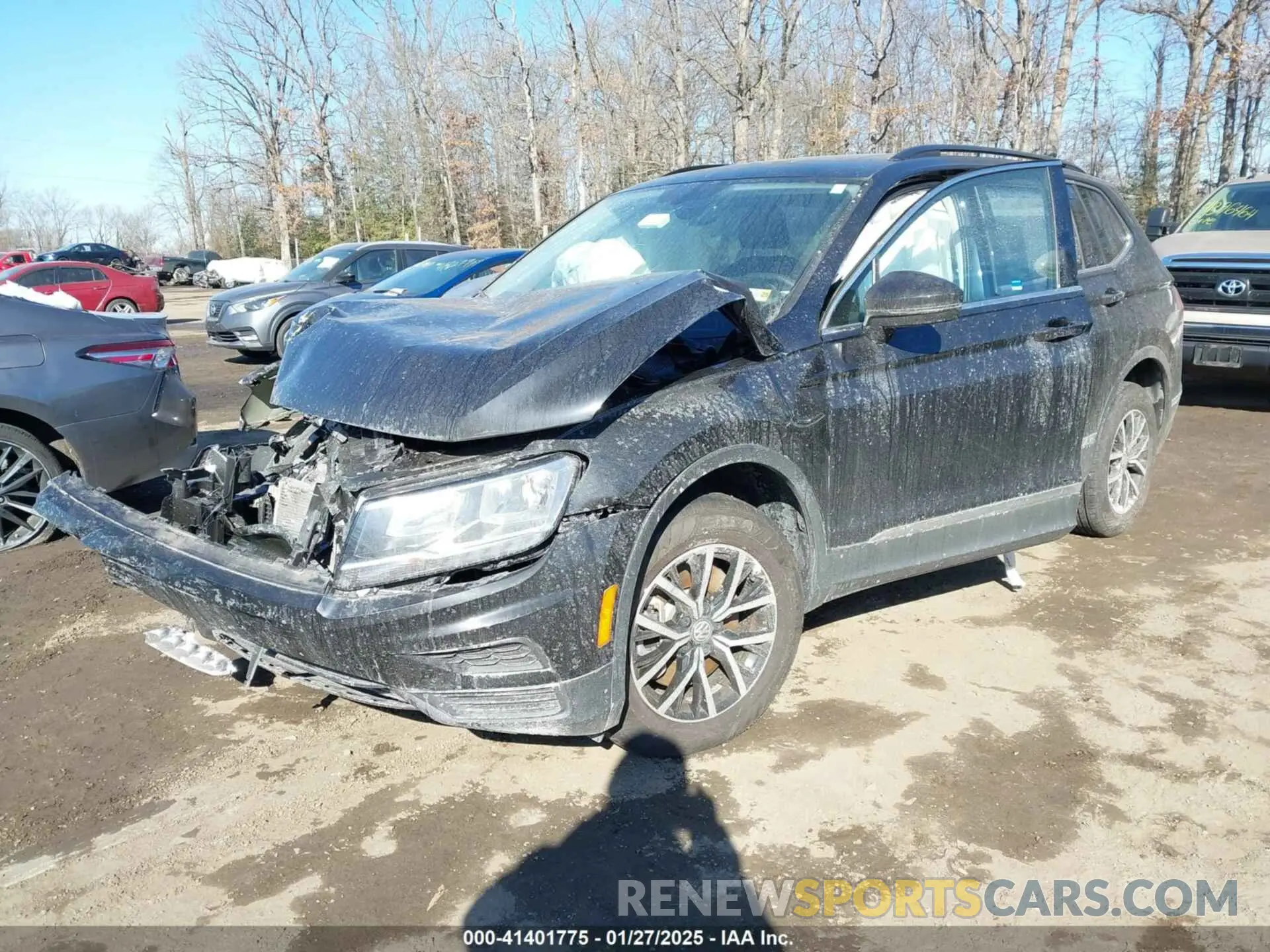 2 Photograph of a damaged car 3VV2B7AX8MM138946 VOLKSWAGEN TIGUAN 2021