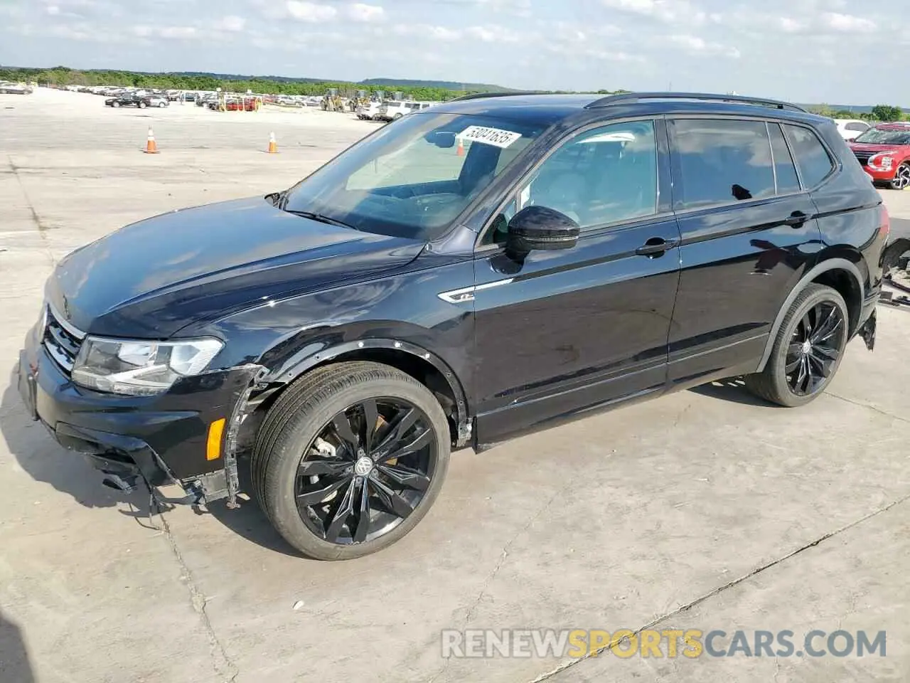 1 Photograph of a damaged car 3VV2B7AX9MM028228 VOLKSWAGEN TIGUAN 2021