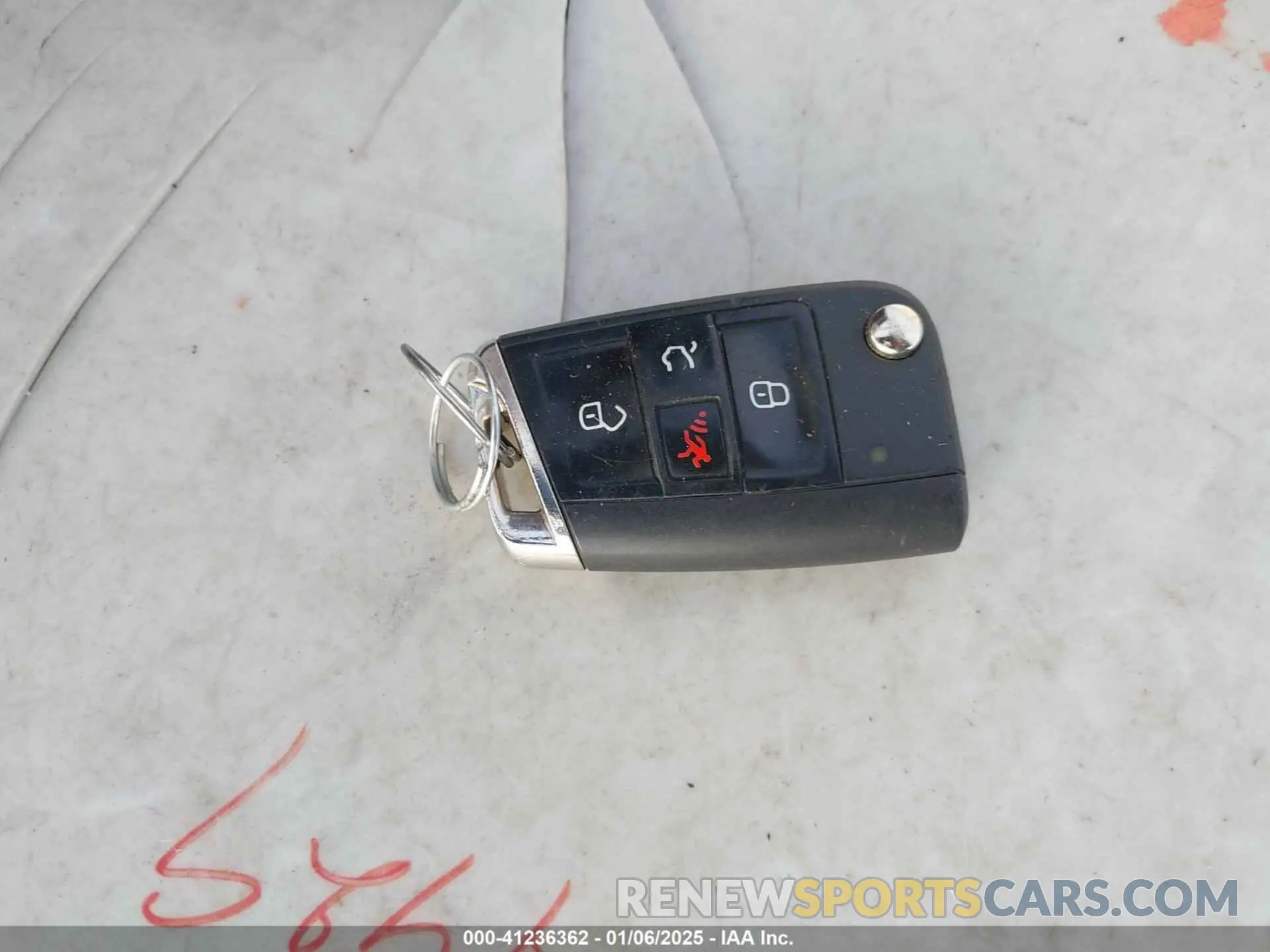 11 Photograph of a damaged car 3VV2B7AX9MM028973 VOLKSWAGEN TIGUAN 2021