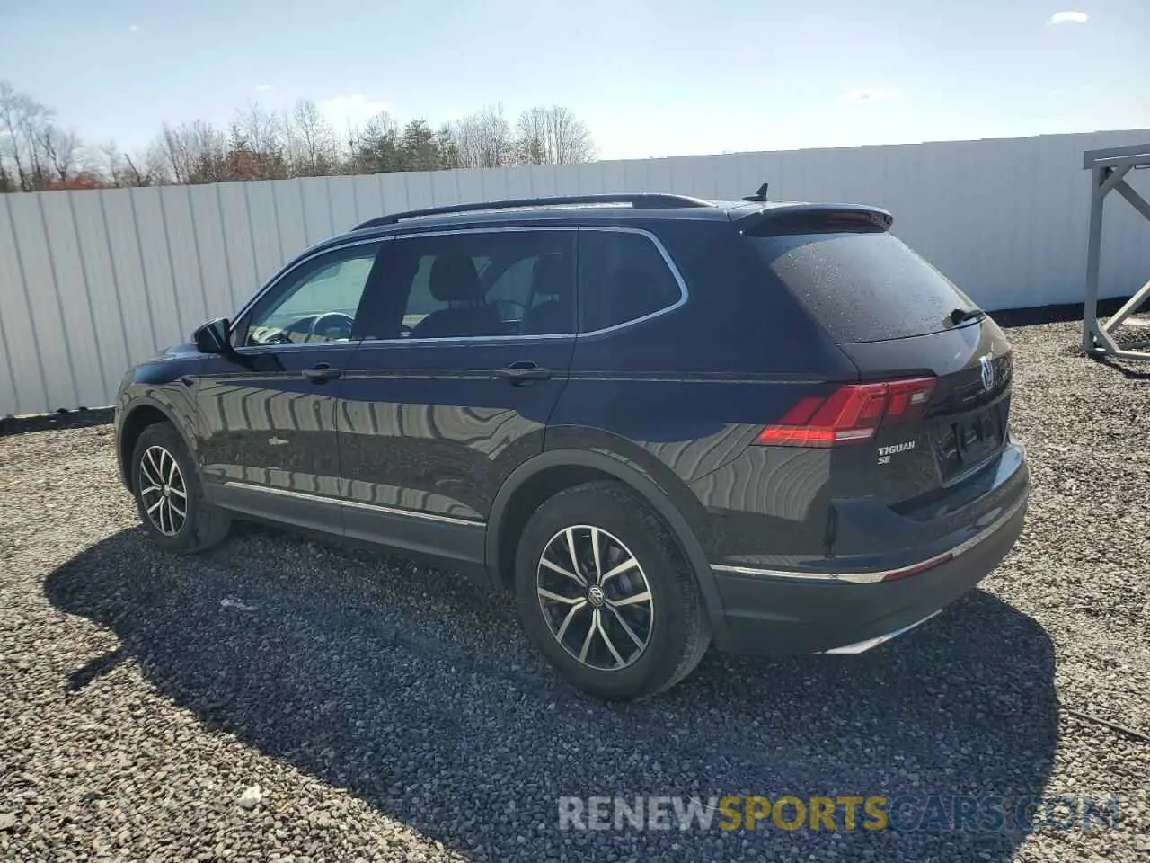 2 Photograph of a damaged car 3VV2B7AX9MM058863 VOLKSWAGEN TIGUAN 2021