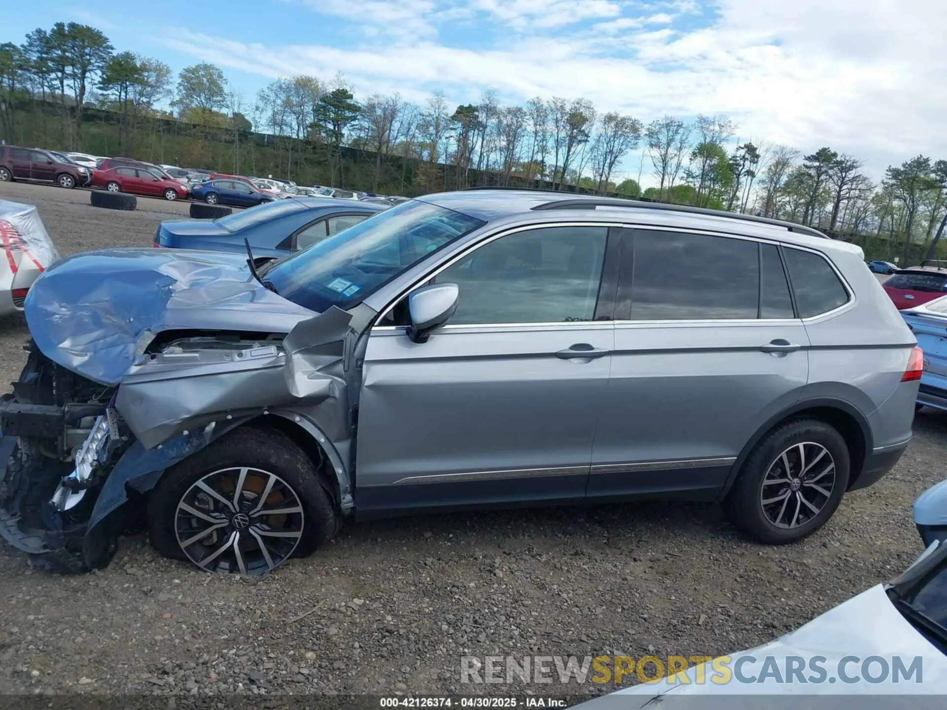 14 Photograph of a damaged car 3VV2B7AX9MM135540 VOLKSWAGEN TIGUAN 2021