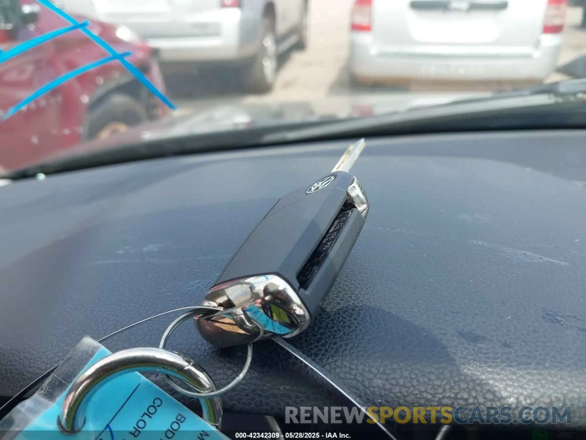 11 Photograph of a damaged car 3VV2B7AXXMM002043 VOLKSWAGEN TIGUAN 2021