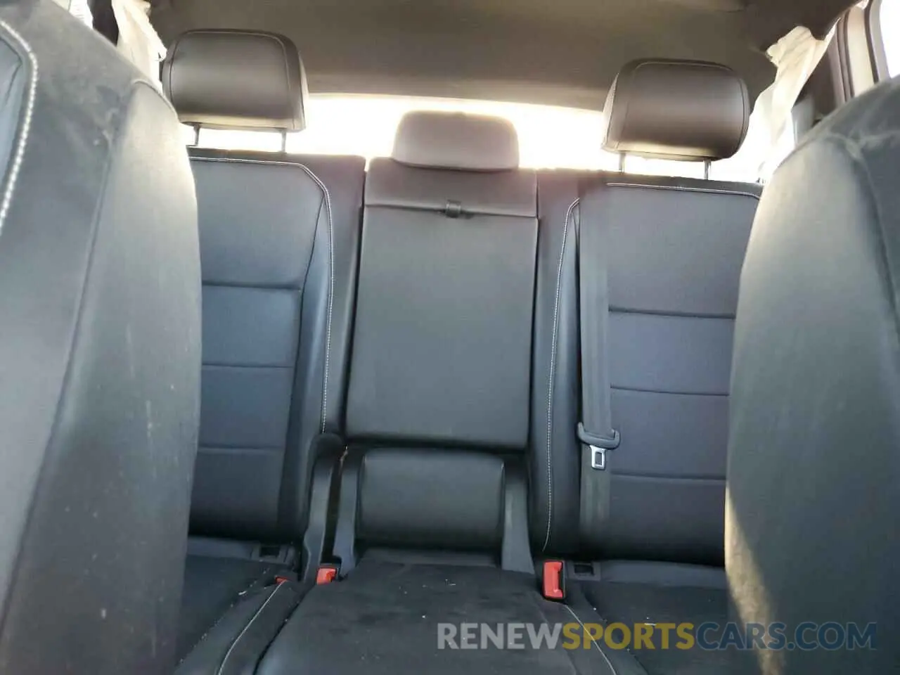 10 Photograph of a damaged car 3VV2B7AXXMM033566 VOLKSWAGEN TIGUAN 2021