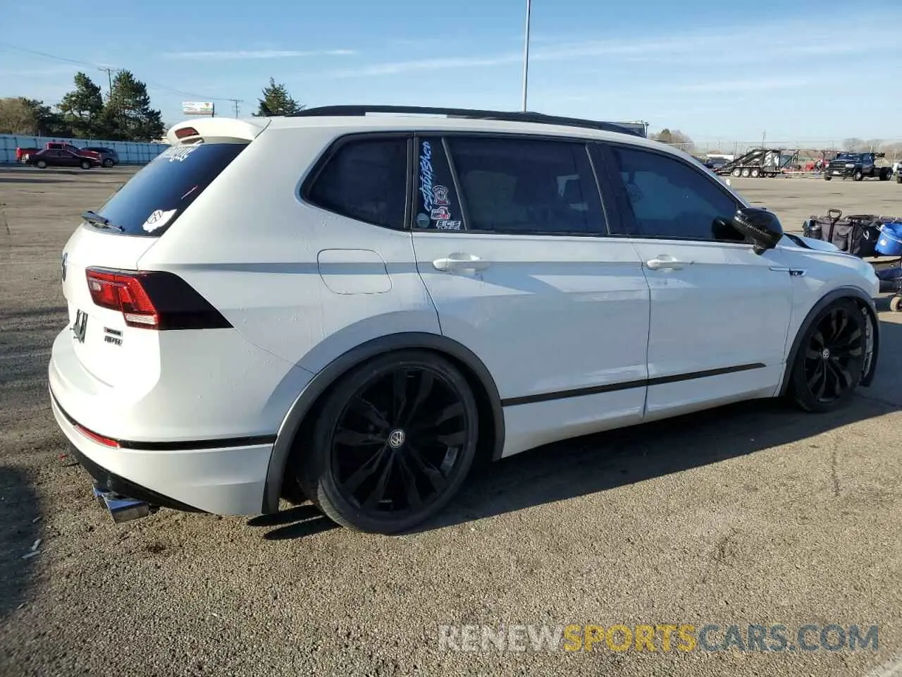 3 Photograph of a damaged car 3VV2B7AXXMM033566 VOLKSWAGEN TIGUAN 2021