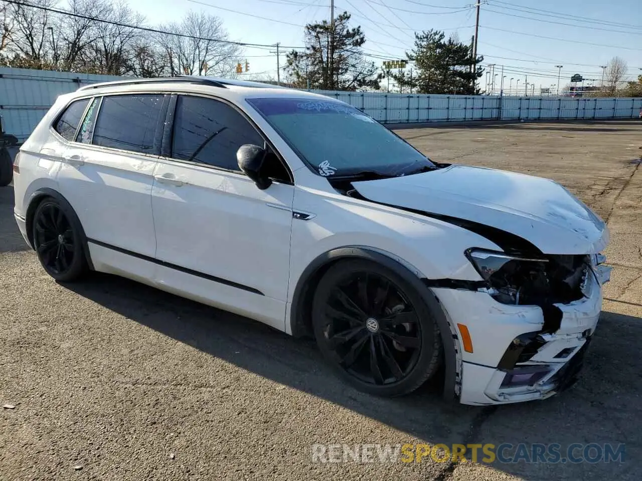 4 Photograph of a damaged car 3VV2B7AXXMM033566 VOLKSWAGEN TIGUAN 2021