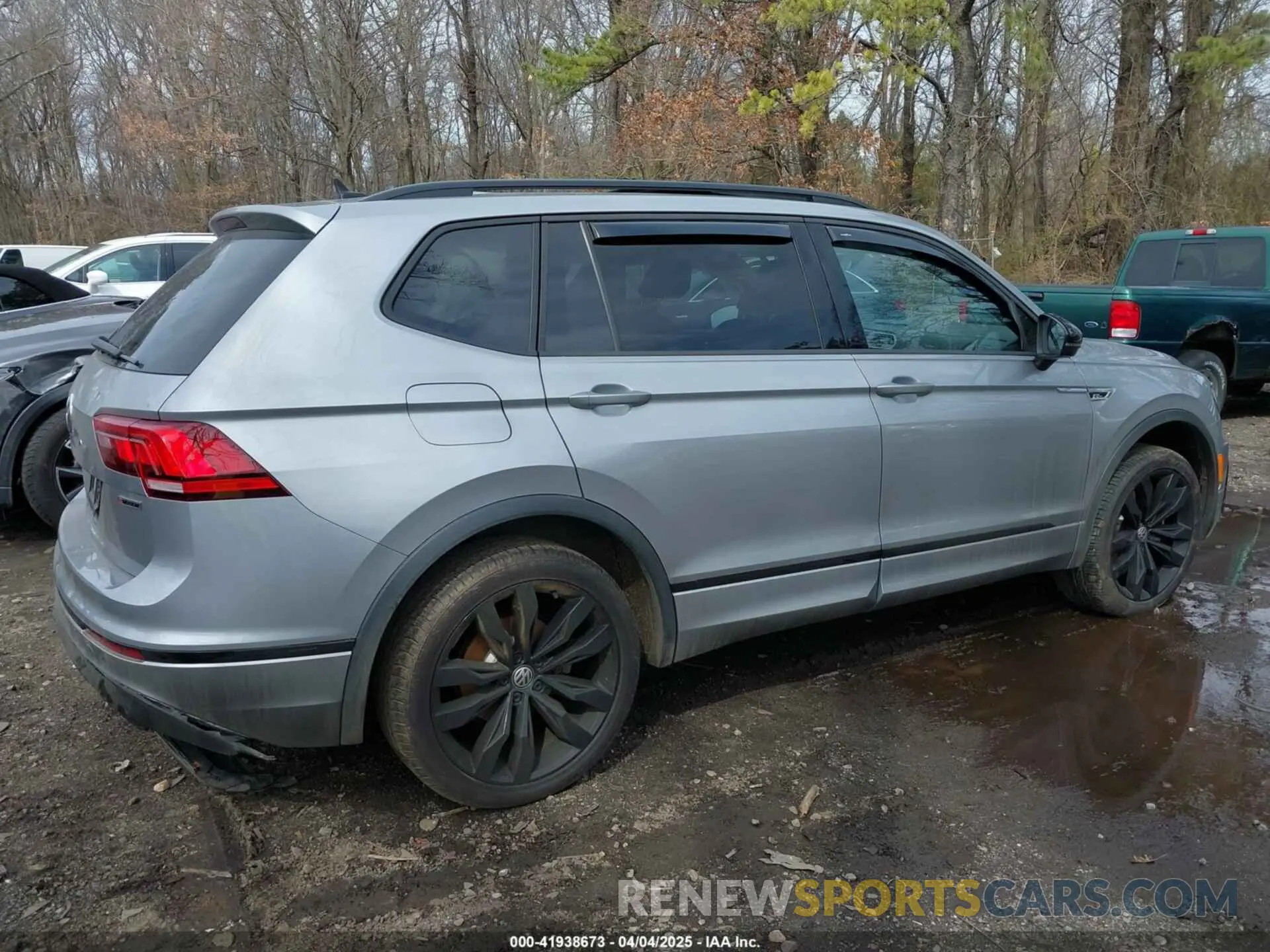 4 Photograph of a damaged car 3VV2B7AXXMM063067 VOLKSWAGEN TIGUAN 2021