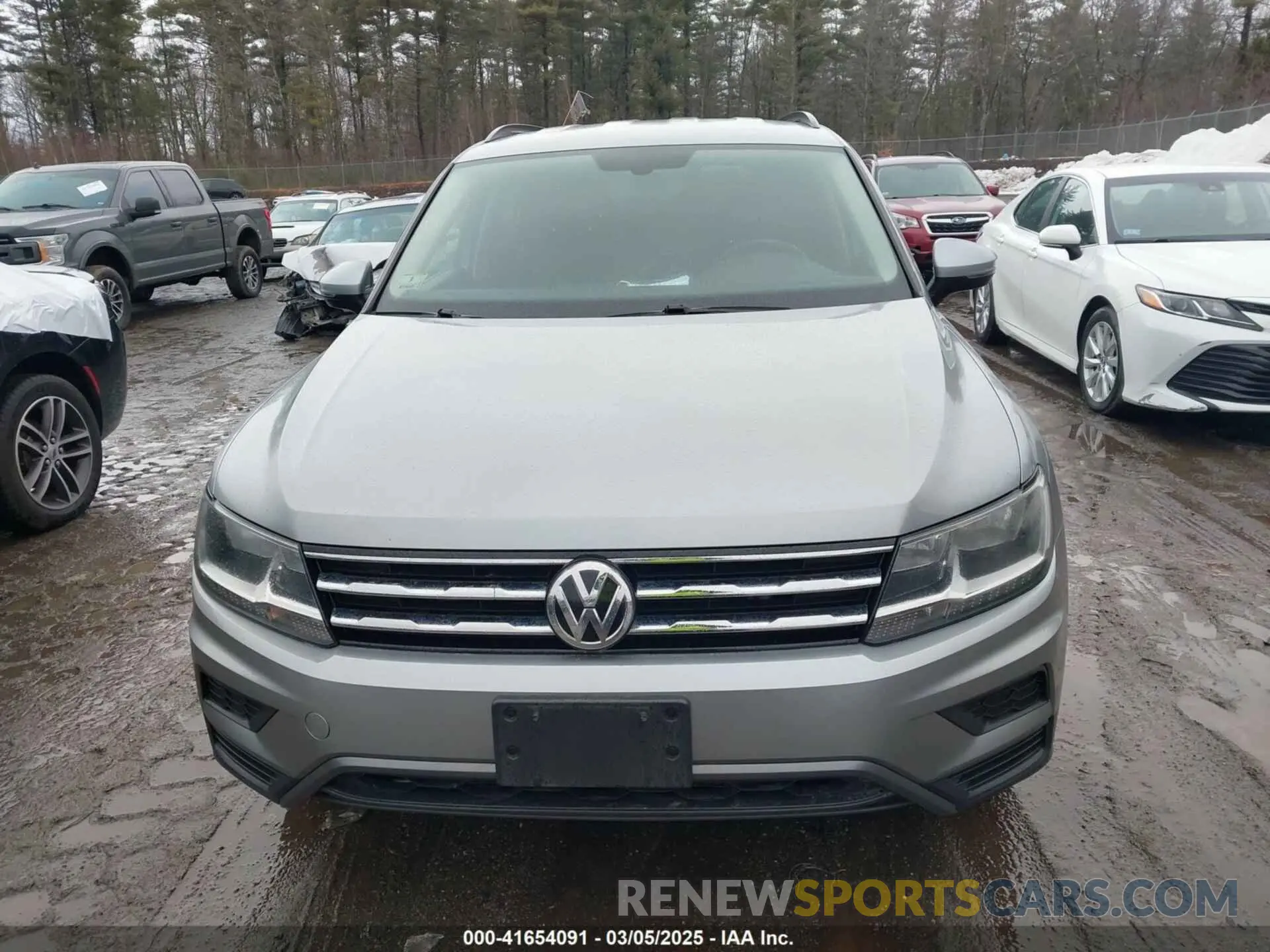 12 Photograph of a damaged car 3VV2B7AXXMM101512 VOLKSWAGEN TIGUAN 2021