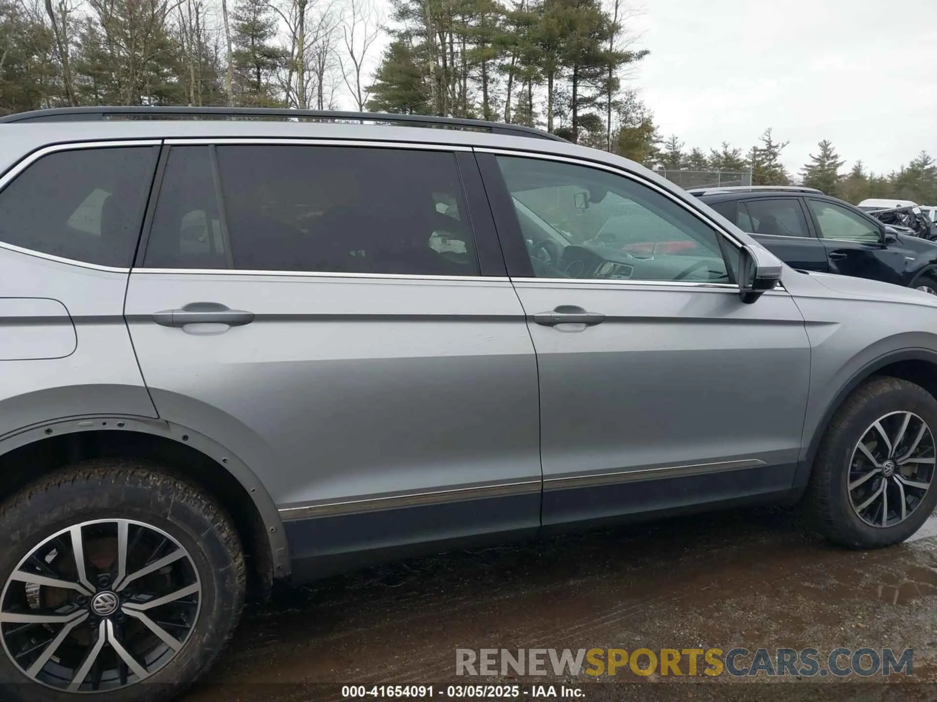 13 Photograph of a damaged car 3VV2B7AXXMM101512 VOLKSWAGEN TIGUAN 2021