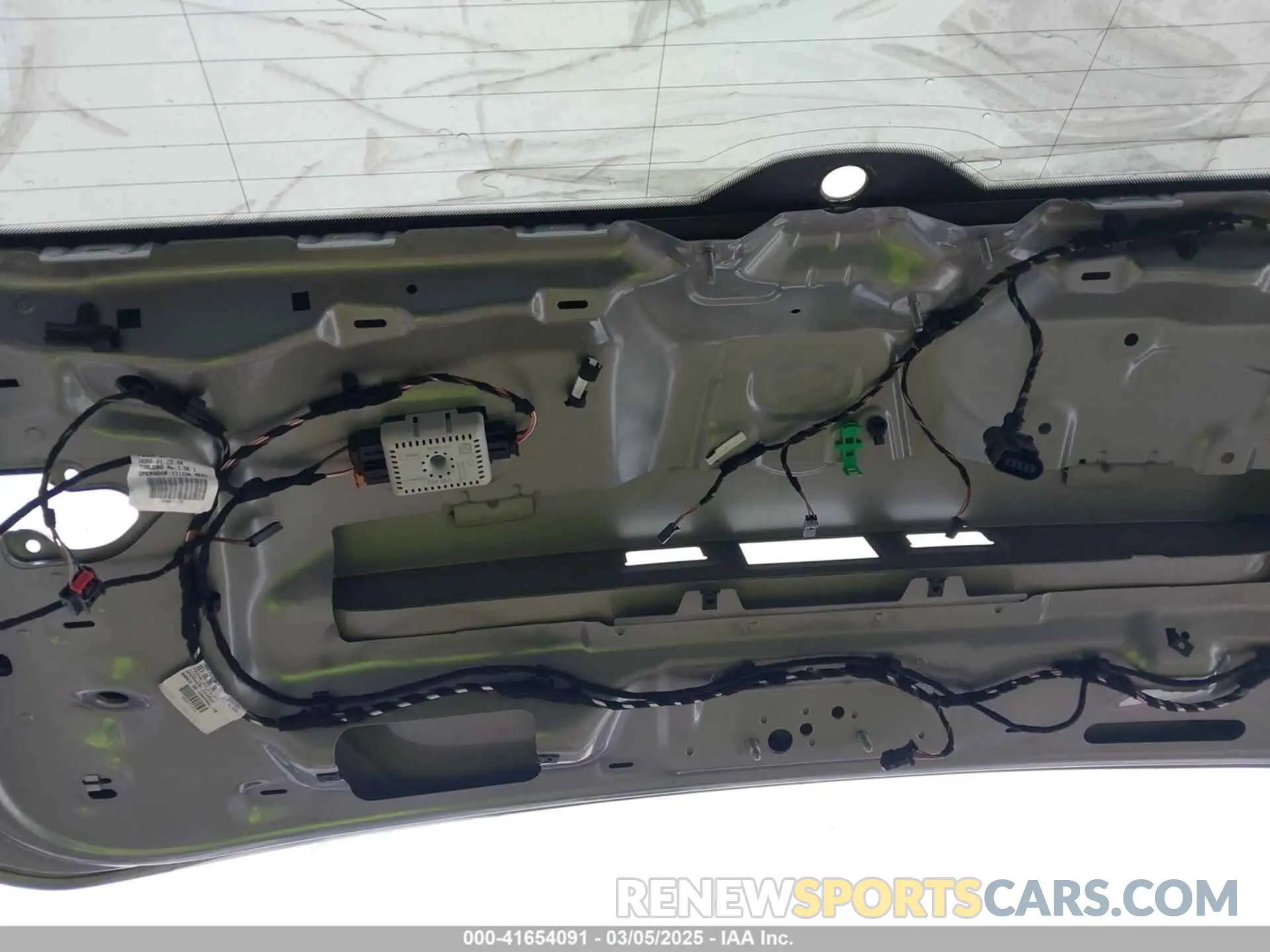 19 Photograph of a damaged car 3VV2B7AXXMM101512 VOLKSWAGEN TIGUAN 2021