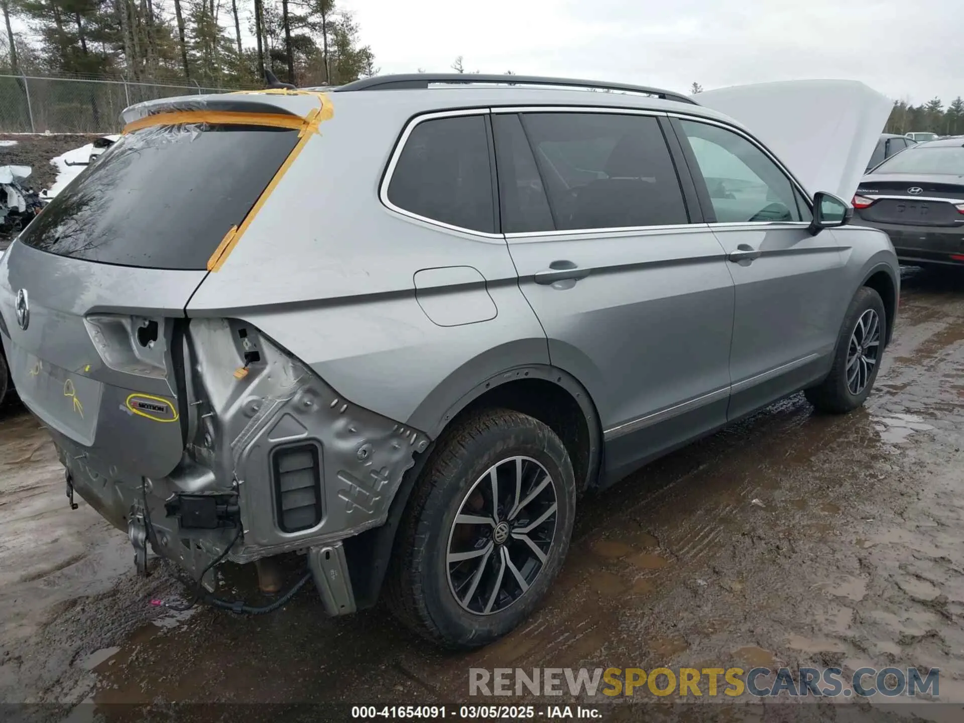 4 Photograph of a damaged car 3VV2B7AXXMM101512 VOLKSWAGEN TIGUAN 2021