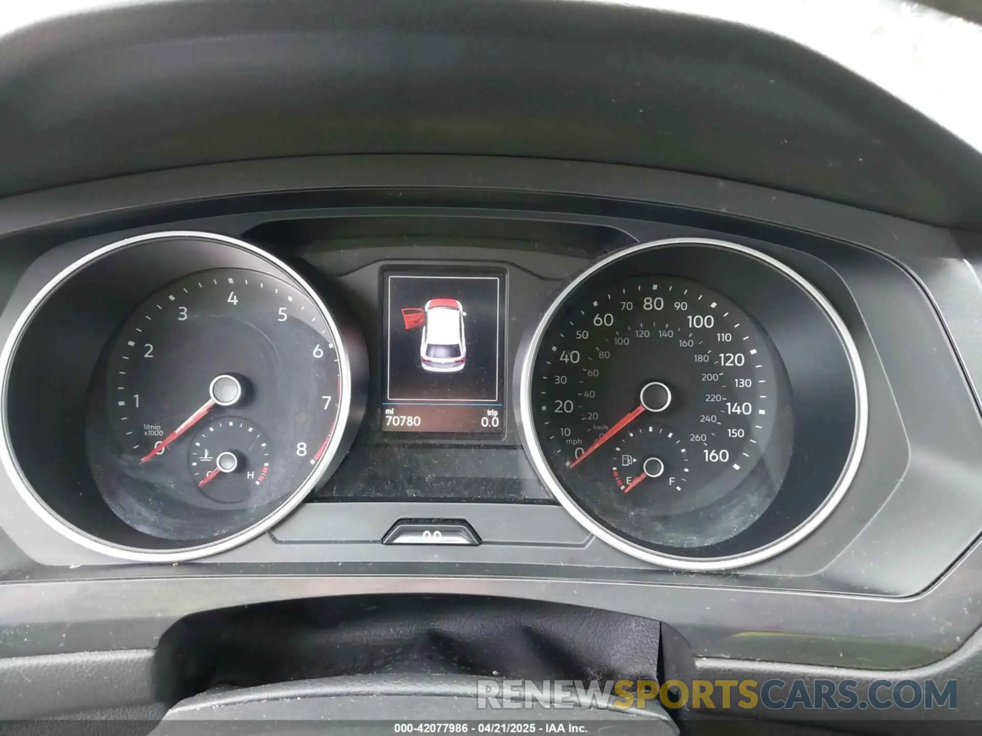 7 Photograph of a damaged car 3VV3B7AX0MM008809 VOLKSWAGEN TIGUAN 2021