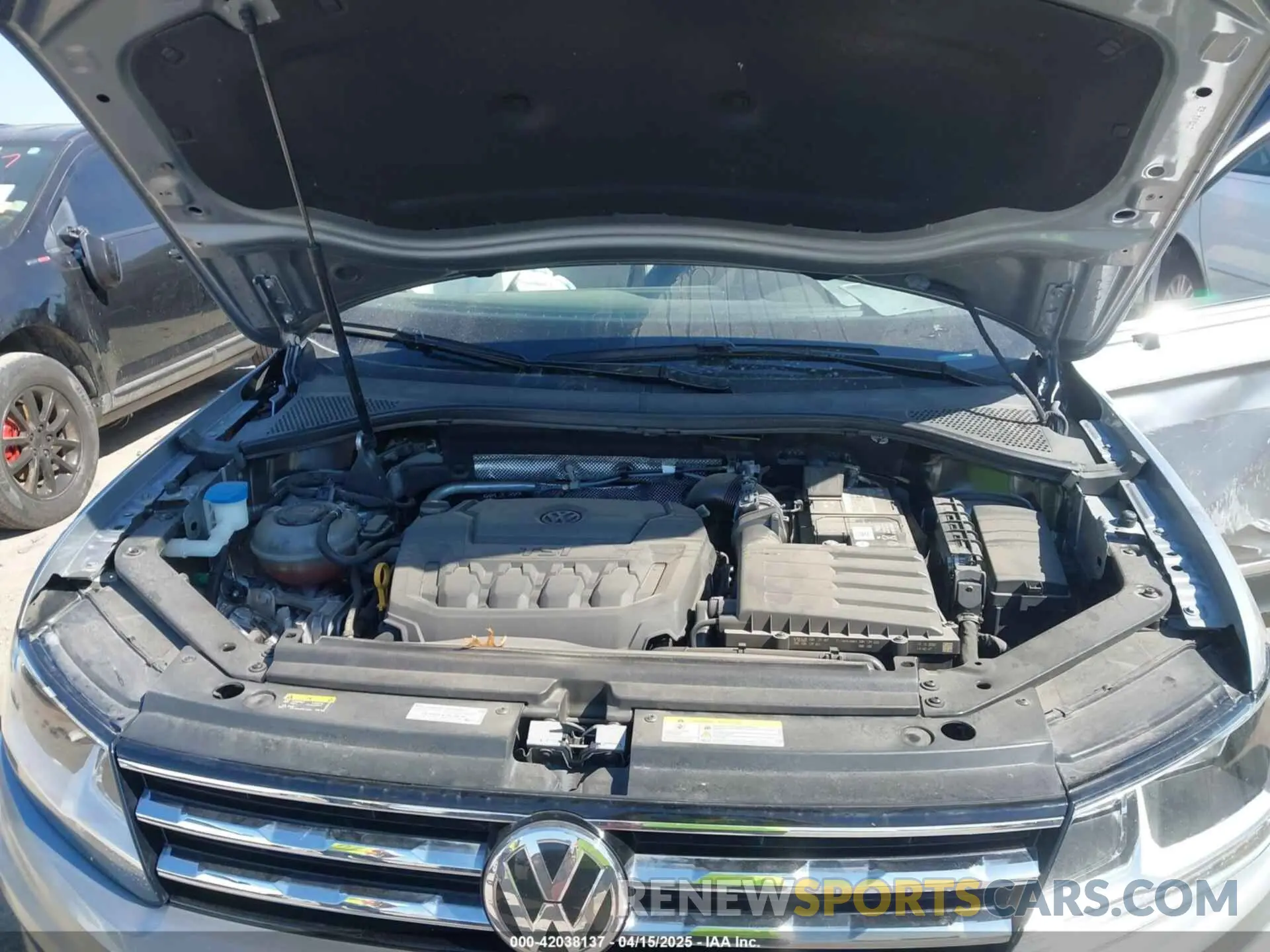 10 Photograph of a damaged car 3VV3B7AX0MM026064 VOLKSWAGEN TIGUAN 2021