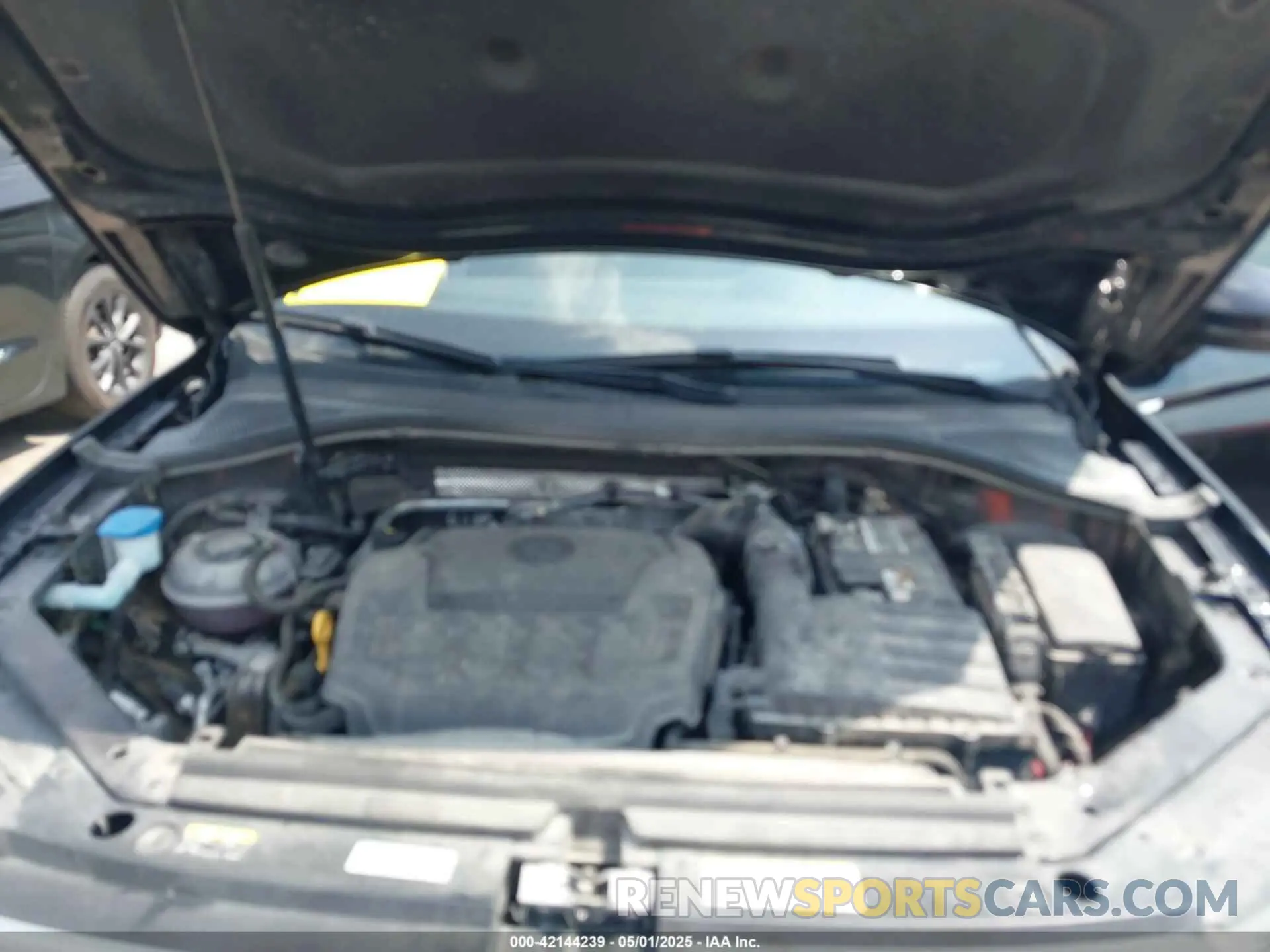 10 Photograph of a damaged car 3VV3B7AX0MM047478 VOLKSWAGEN TIGUAN 2021