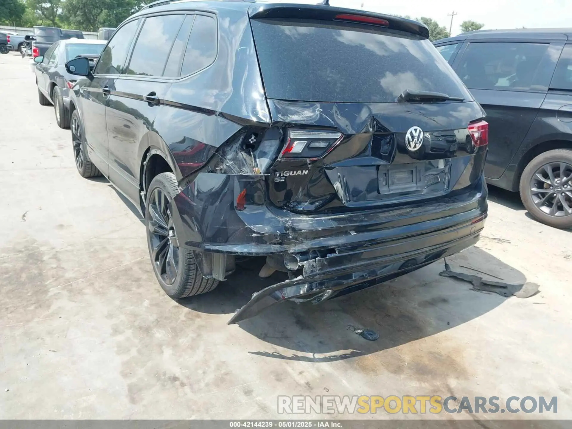 6 Photograph of a damaged car 3VV3B7AX0MM047478 VOLKSWAGEN TIGUAN 2021