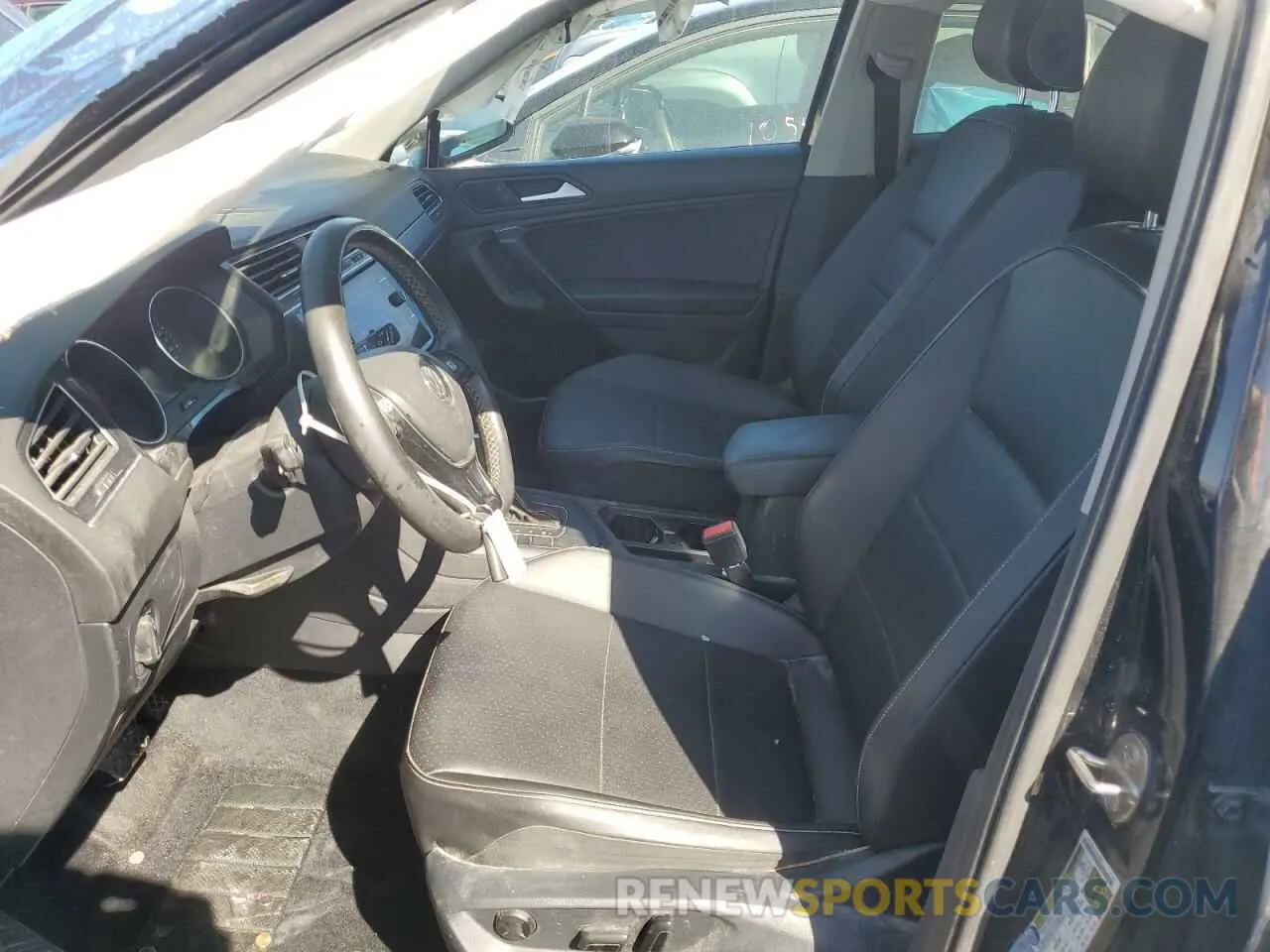 7 Photograph of a damaged car 3VV3B7AX0MM102771 VOLKSWAGEN TIGUAN 2021