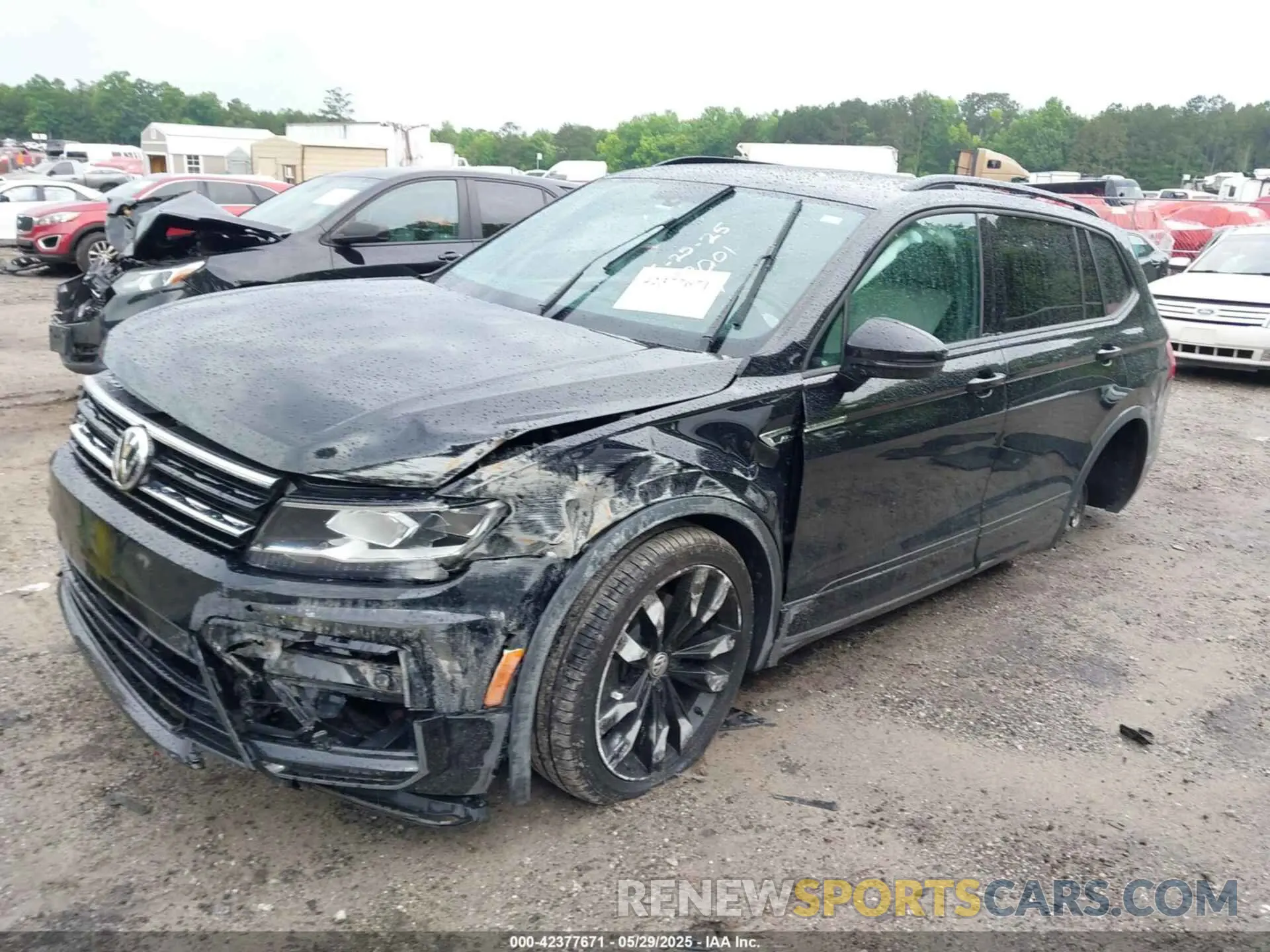 2 Photograph of a damaged car 3VV3B7AX0MM103001 VOLKSWAGEN TIGUAN 2021