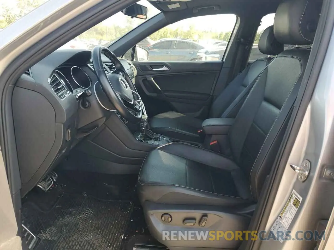 7 Photograph of a damaged car 3VV3B7AX0MM117125 VOLKSWAGEN TIGUAN 2021