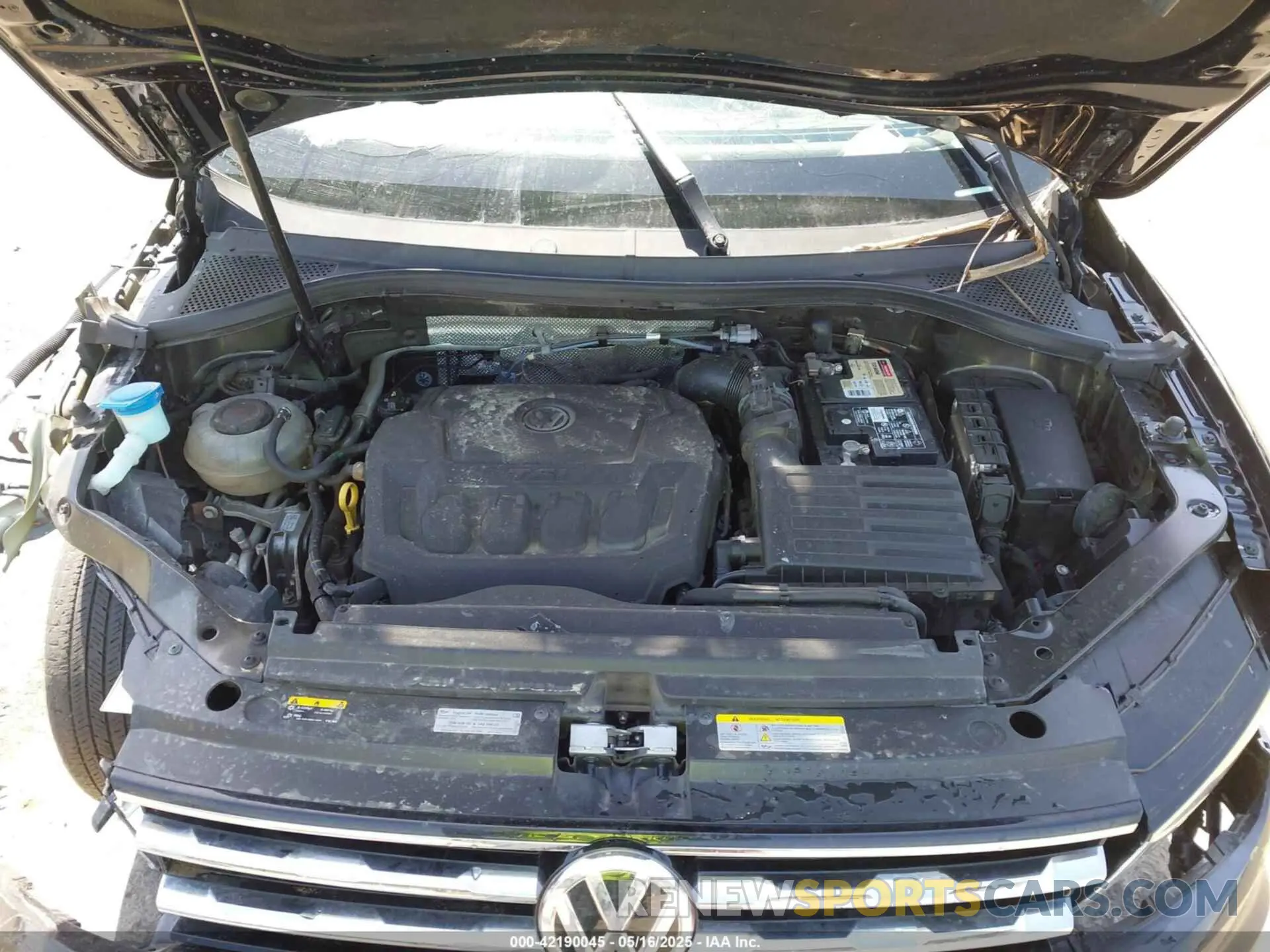10 Photograph of a damaged car 3VV3B7AX1MM009970 VOLKSWAGEN TIGUAN 2021