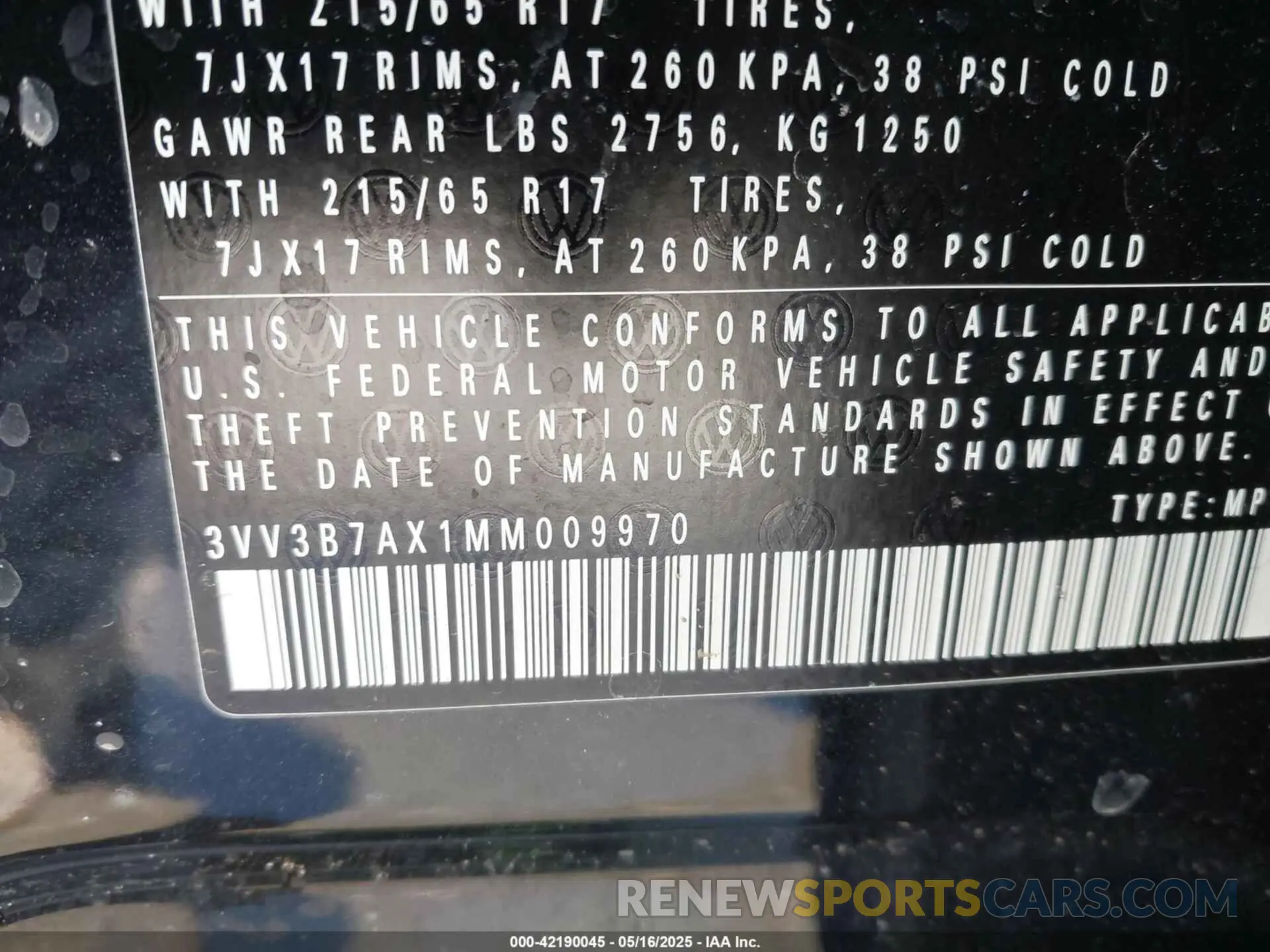 9 Photograph of a damaged car 3VV3B7AX1MM009970 VOLKSWAGEN TIGUAN 2021