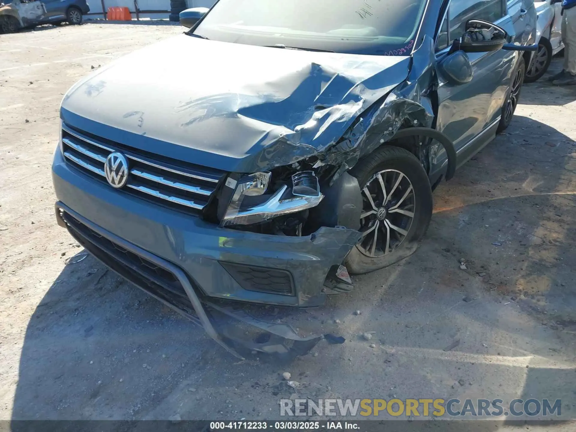 6 Photograph of a damaged car 3VV3B7AX1MM023903 VOLKSWAGEN TIGUAN 2021