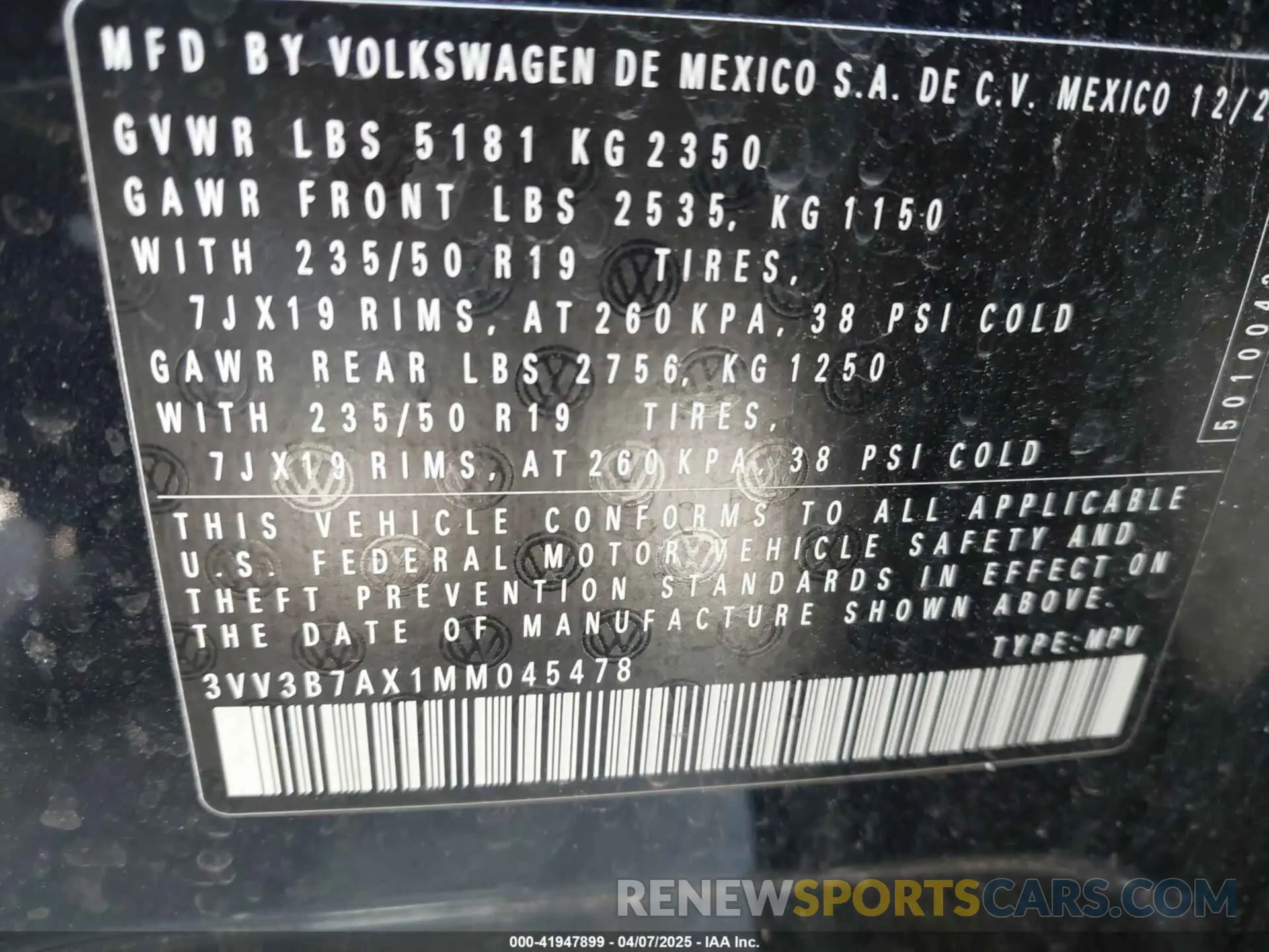 9 Photograph of a damaged car 3VV3B7AX1MM045478 VOLKSWAGEN TIGUAN 2021
