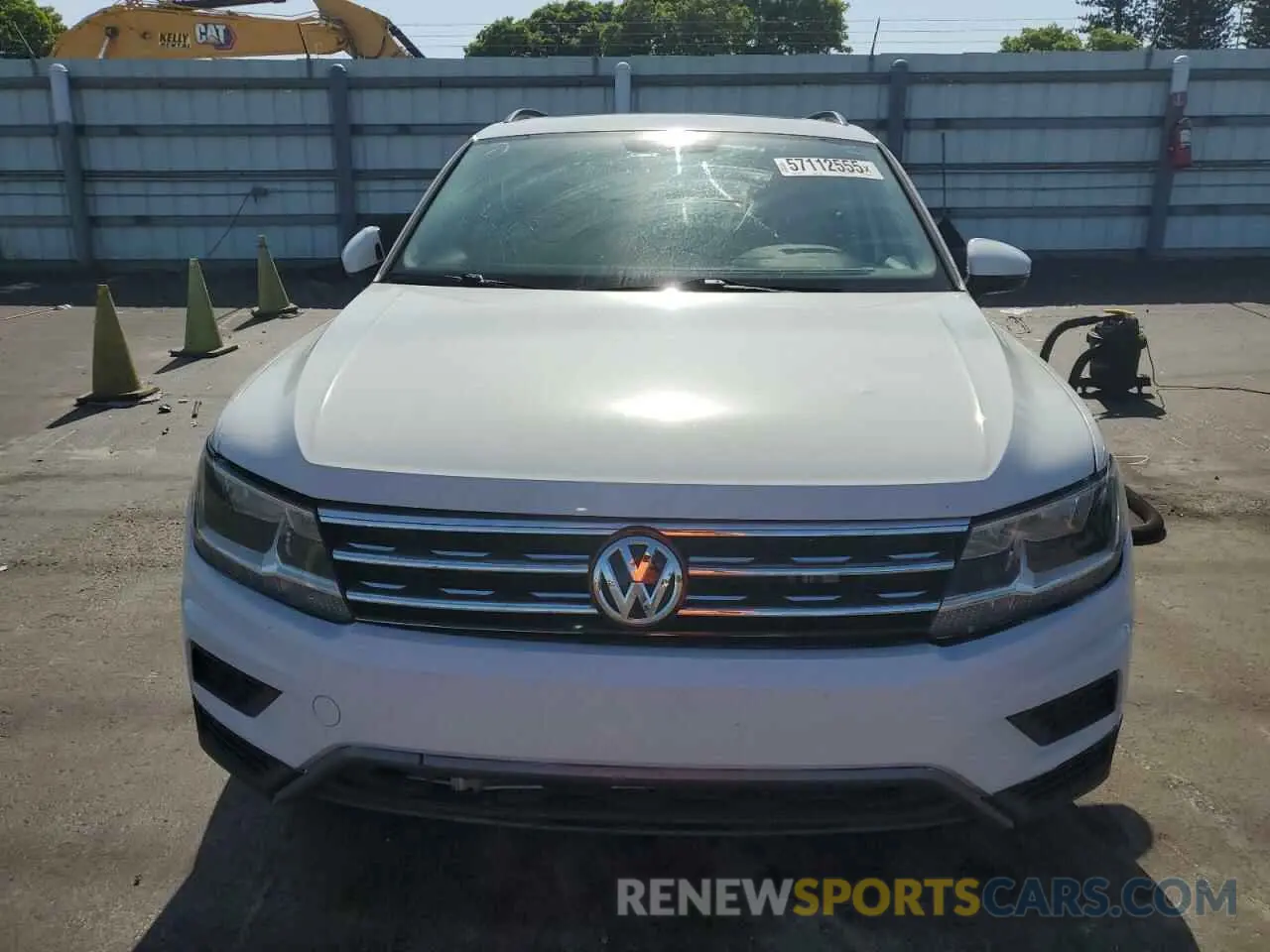 5 Photograph of a damaged car 3VV3B7AX1MM049000 VOLKSWAGEN TIGUAN 2021