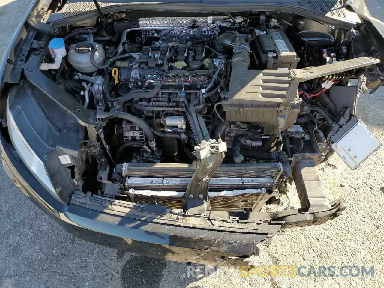 12 Photograph of a damaged car 3VV3B7AX2MM068817 VOLKSWAGEN TIGUAN 2021