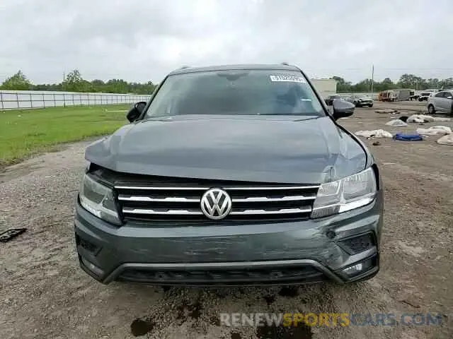 10 Photograph of a damaged car 3VV3B7AX3MM013955 VOLKSWAGEN TIGUAN 2021