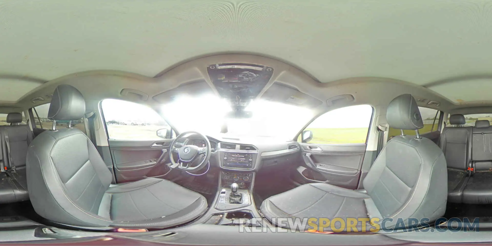 12 Photograph of a damaged car 3VV3B7AX3MM013955 VOLKSWAGEN TIGUAN 2021