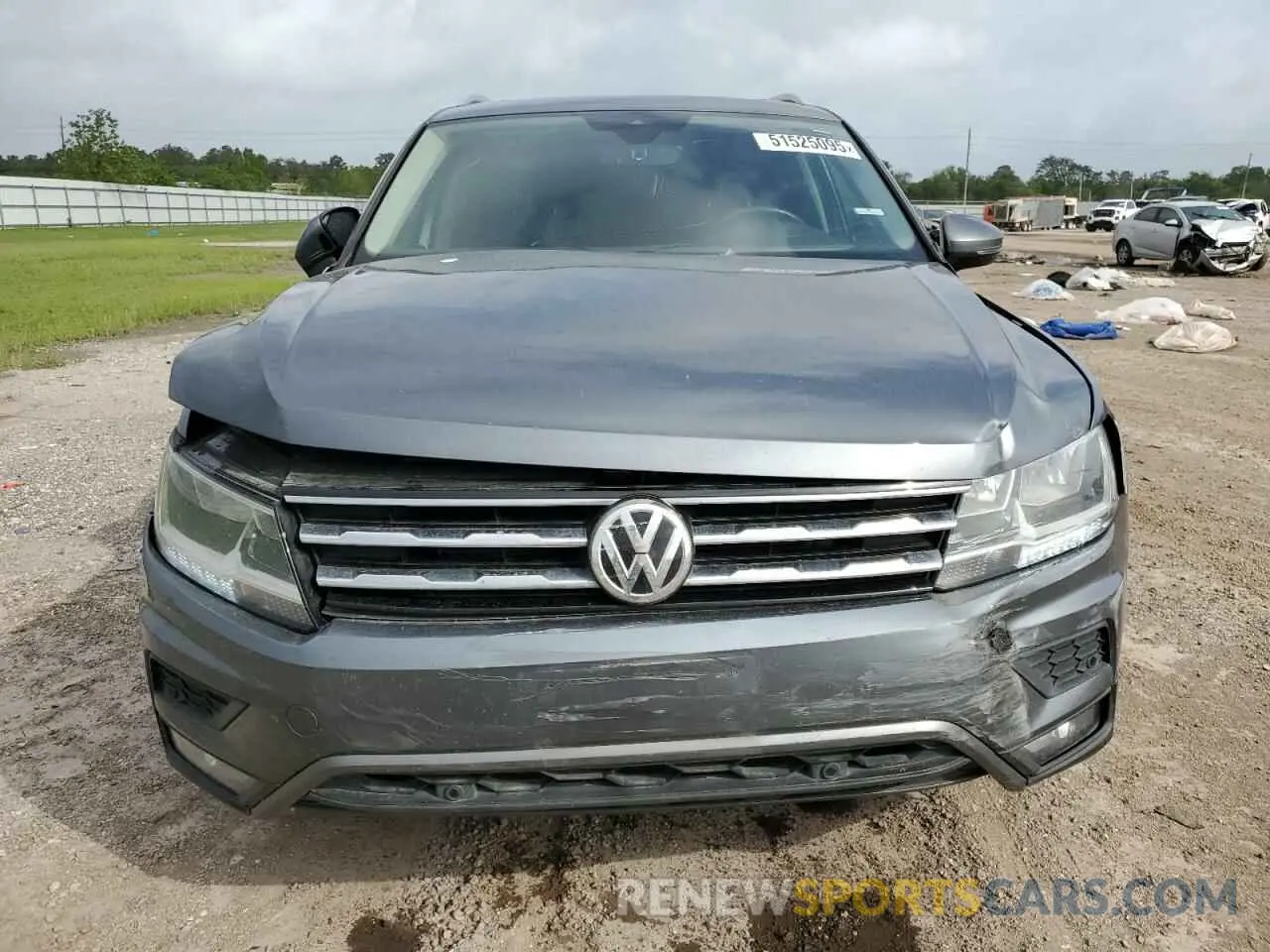 5 Photograph of a damaged car 3VV3B7AX3MM013955 VOLKSWAGEN TIGUAN 2021