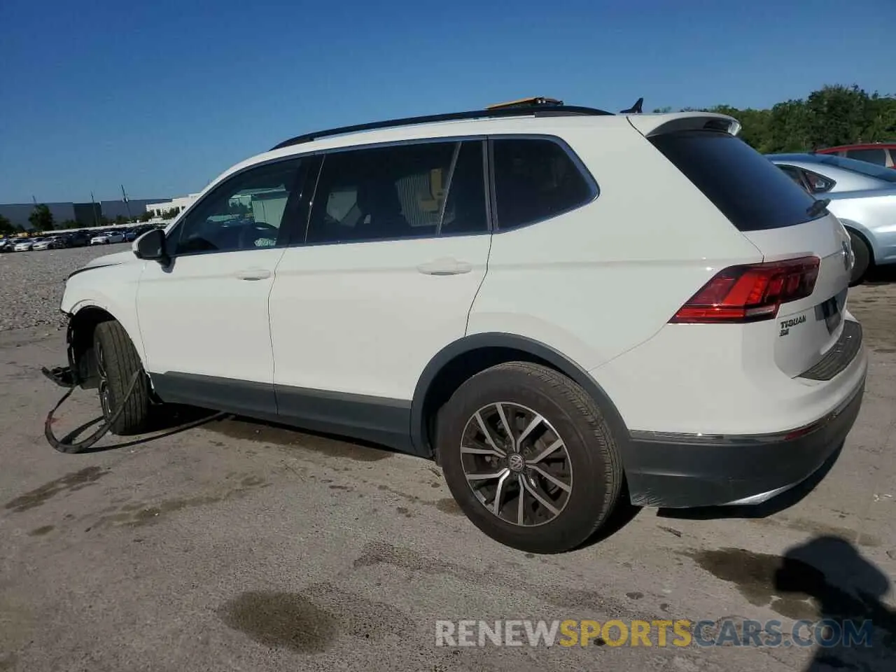 2 Photograph of a damaged car 3VV3B7AX3MM038550 VOLKSWAGEN TIGUAN 2021