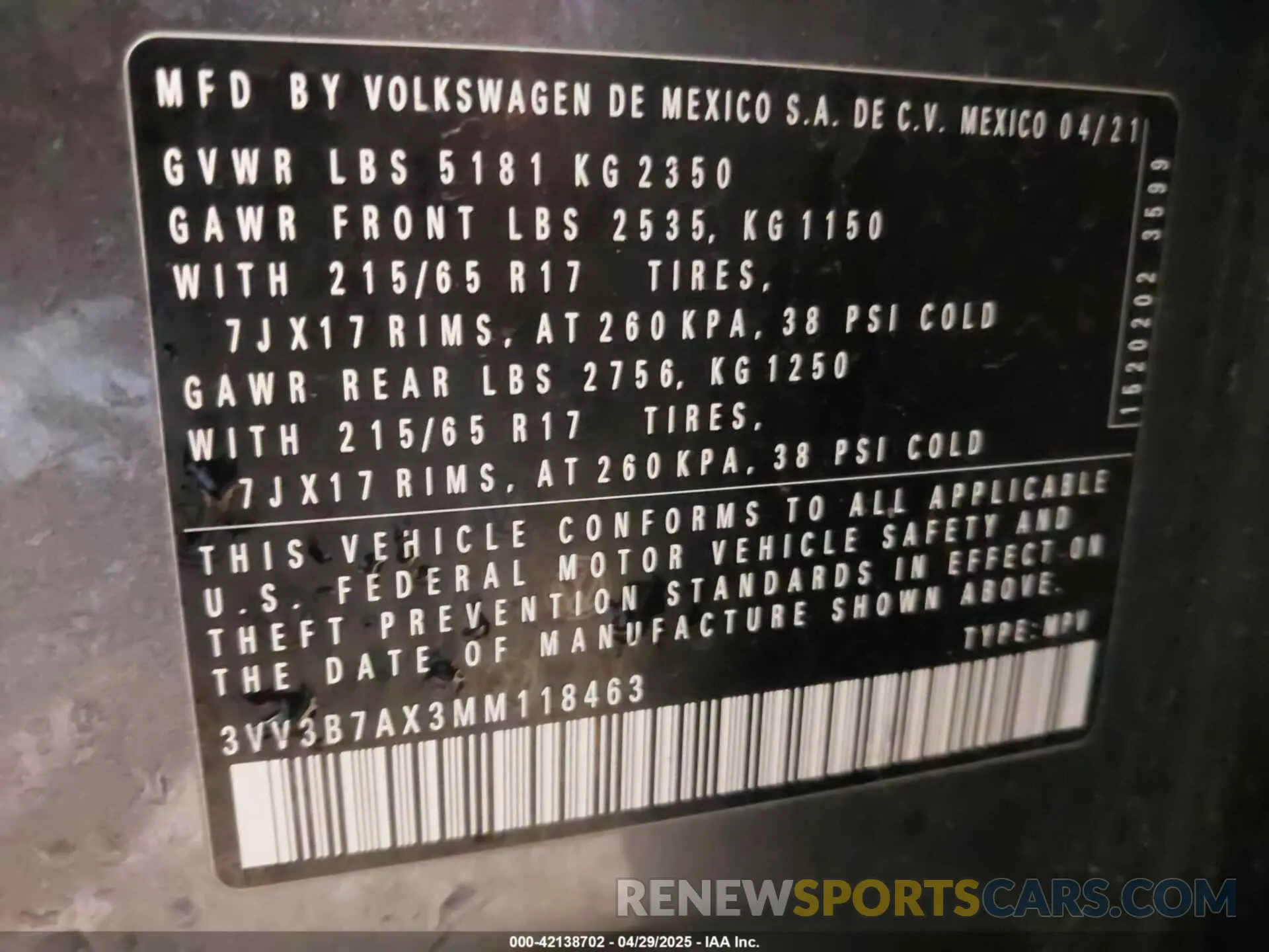9 Photograph of a damaged car 3VV3B7AX3MM118463 VOLKSWAGEN TIGUAN 2021