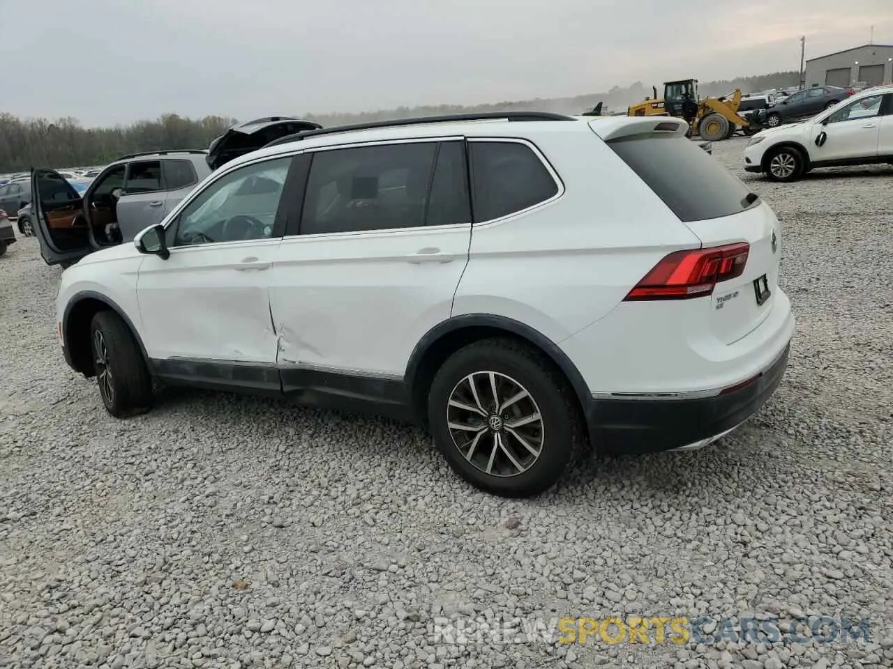 2 Photograph of a damaged car 3VV3B7AX4MM080130 VOLKSWAGEN TIGUAN 2021