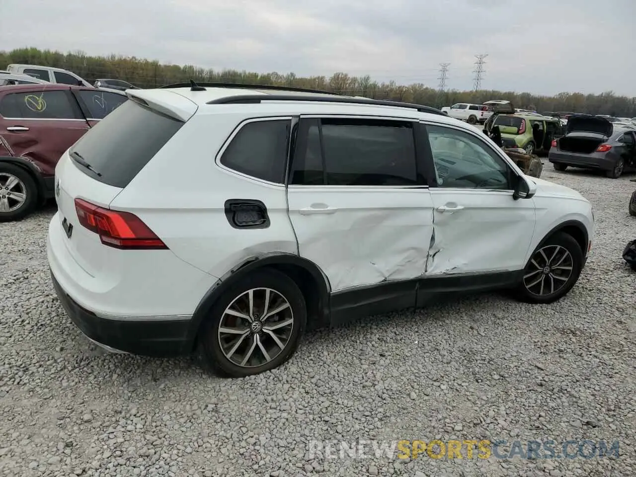 3 Photograph of a damaged car 3VV3B7AX4MM080130 VOLKSWAGEN TIGUAN 2021