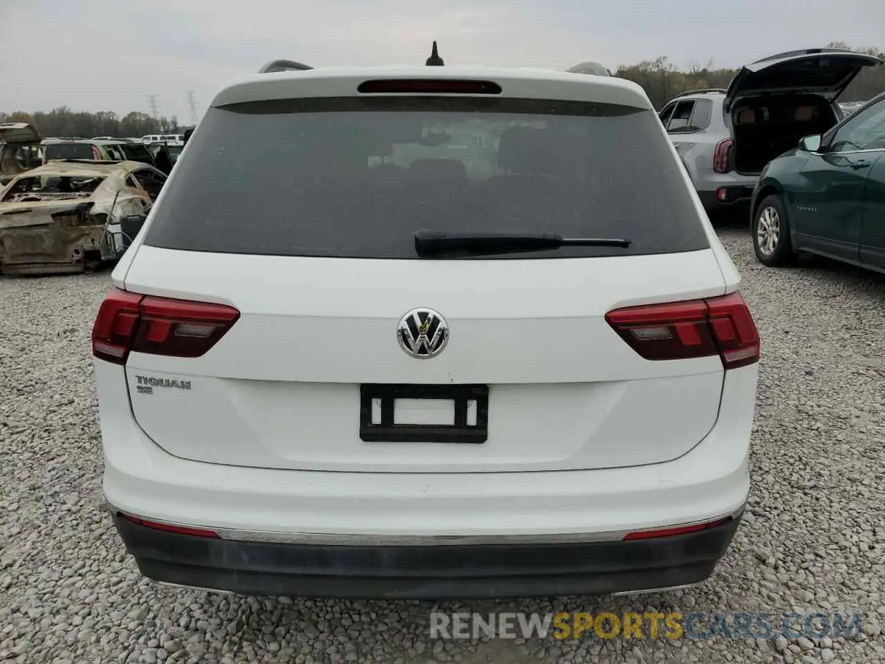 6 Photograph of a damaged car 3VV3B7AX4MM080130 VOLKSWAGEN TIGUAN 2021