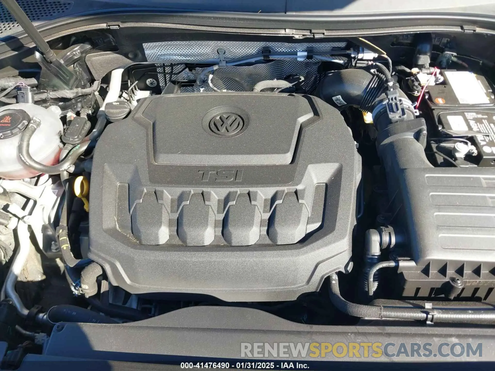 10 Photograph of a damaged car 3VV3B7AX4MM095811 VOLKSWAGEN TIGUAN 2021