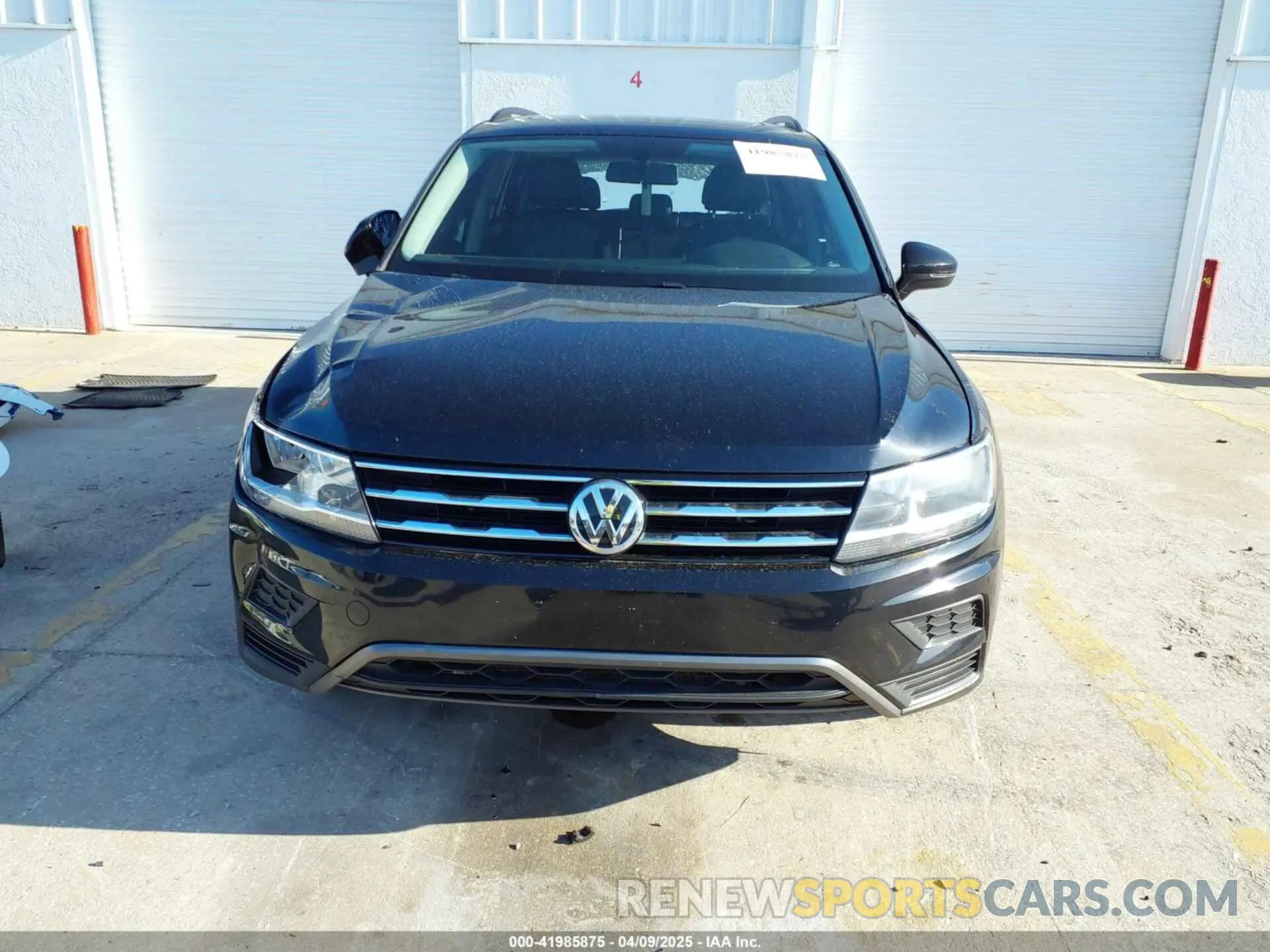 13 Photograph of a damaged car 3VV3B7AX4MM115359 VOLKSWAGEN TIGUAN 2021