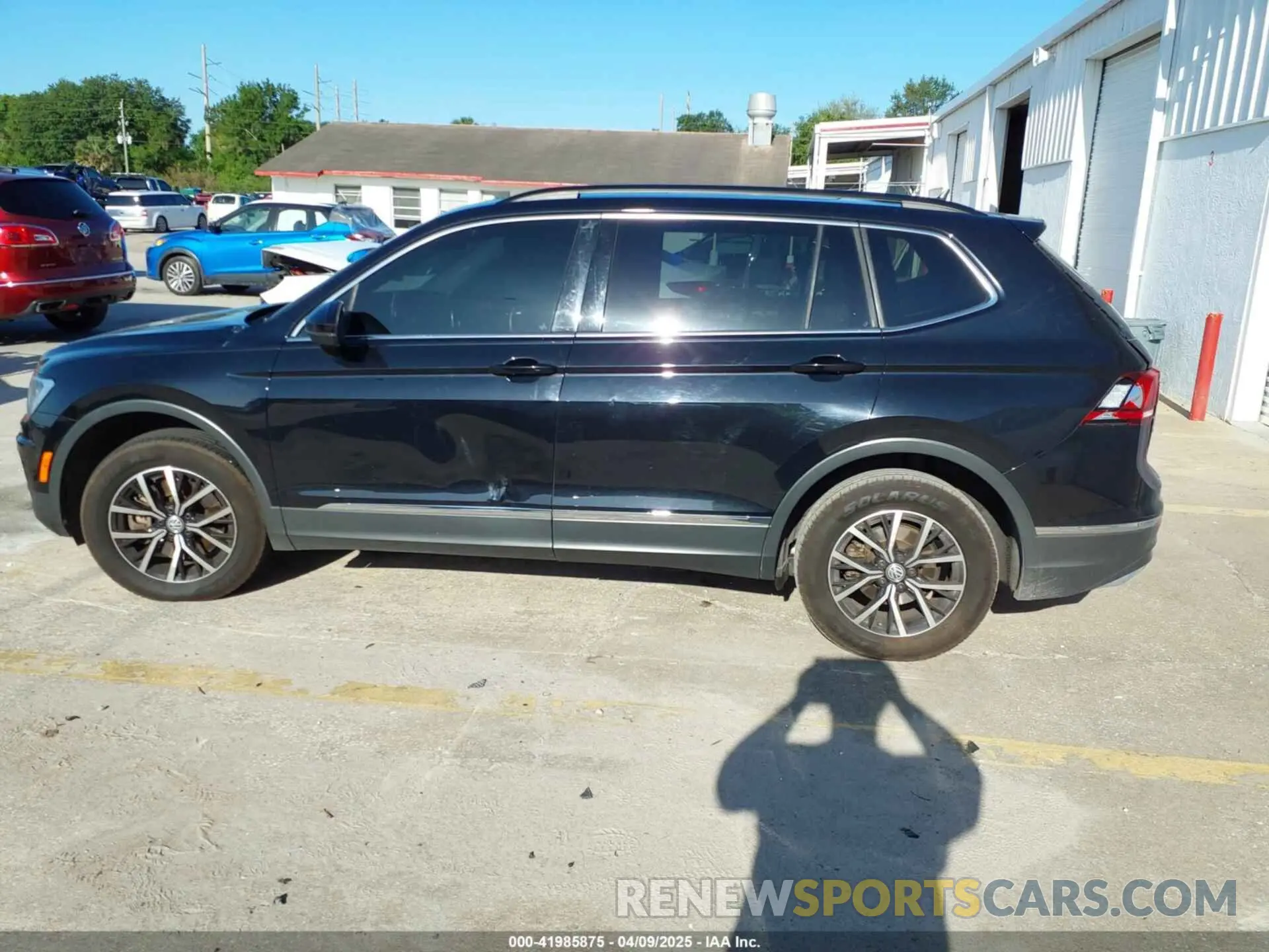 15 Photograph of a damaged car 3VV3B7AX4MM115359 VOLKSWAGEN TIGUAN 2021