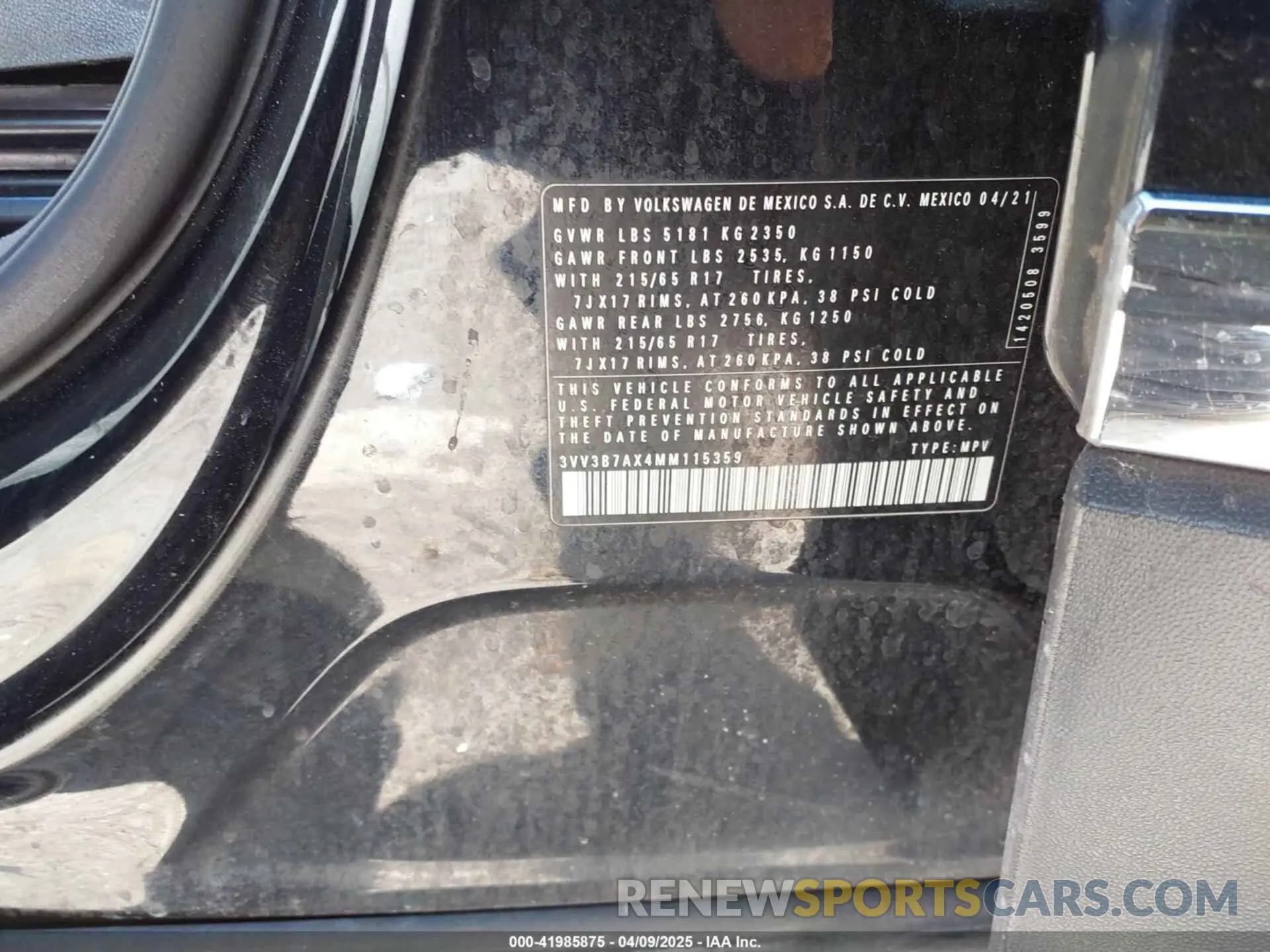 9 Photograph of a damaged car 3VV3B7AX4MM115359 VOLKSWAGEN TIGUAN 2021