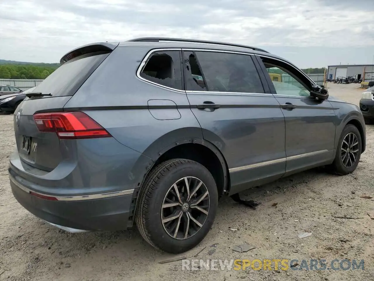 3 Photograph of a damaged car 3VV3B7AX4MM125292 VOLKSWAGEN TIGUAN 2021