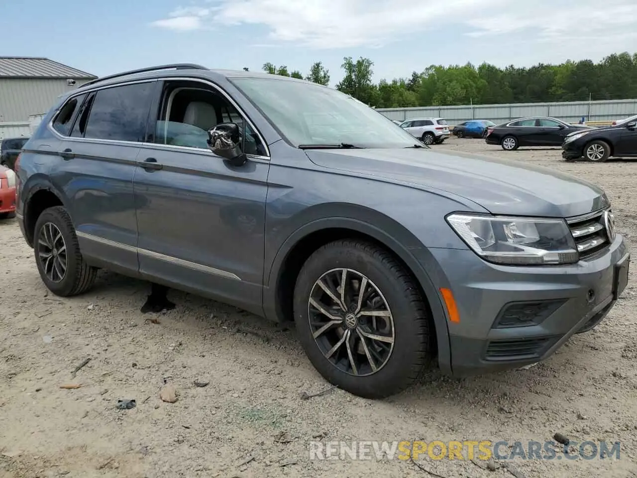 4 Photograph of a damaged car 3VV3B7AX4MM125292 VOLKSWAGEN TIGUAN 2021