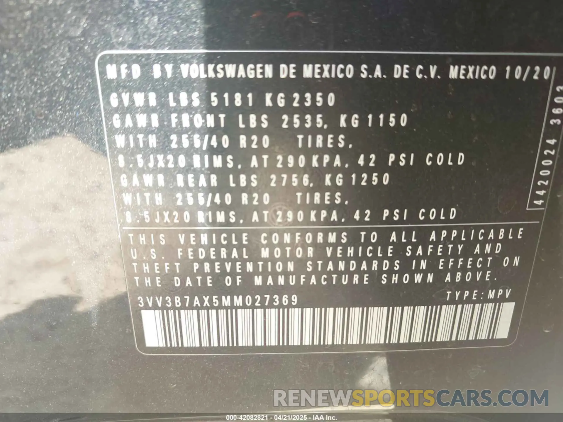 9 Photograph of a damaged car 3VV3B7AX5MM027369 VOLKSWAGEN TIGUAN 2021