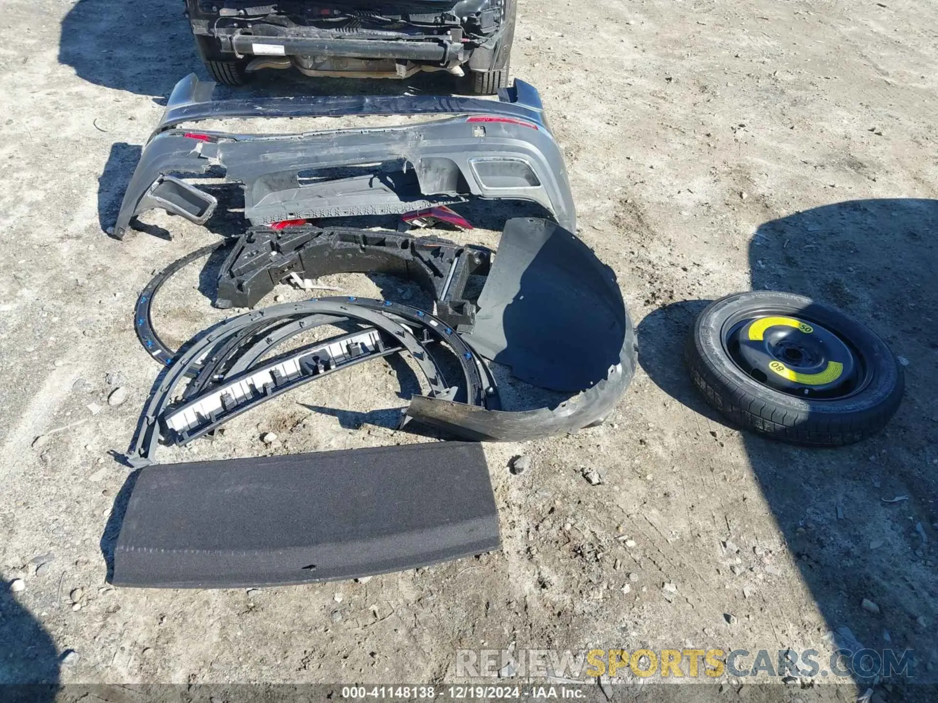 12 Photograph of a damaged car 3VV3B7AX5MM041515 VOLKSWAGEN TIGUAN 2021