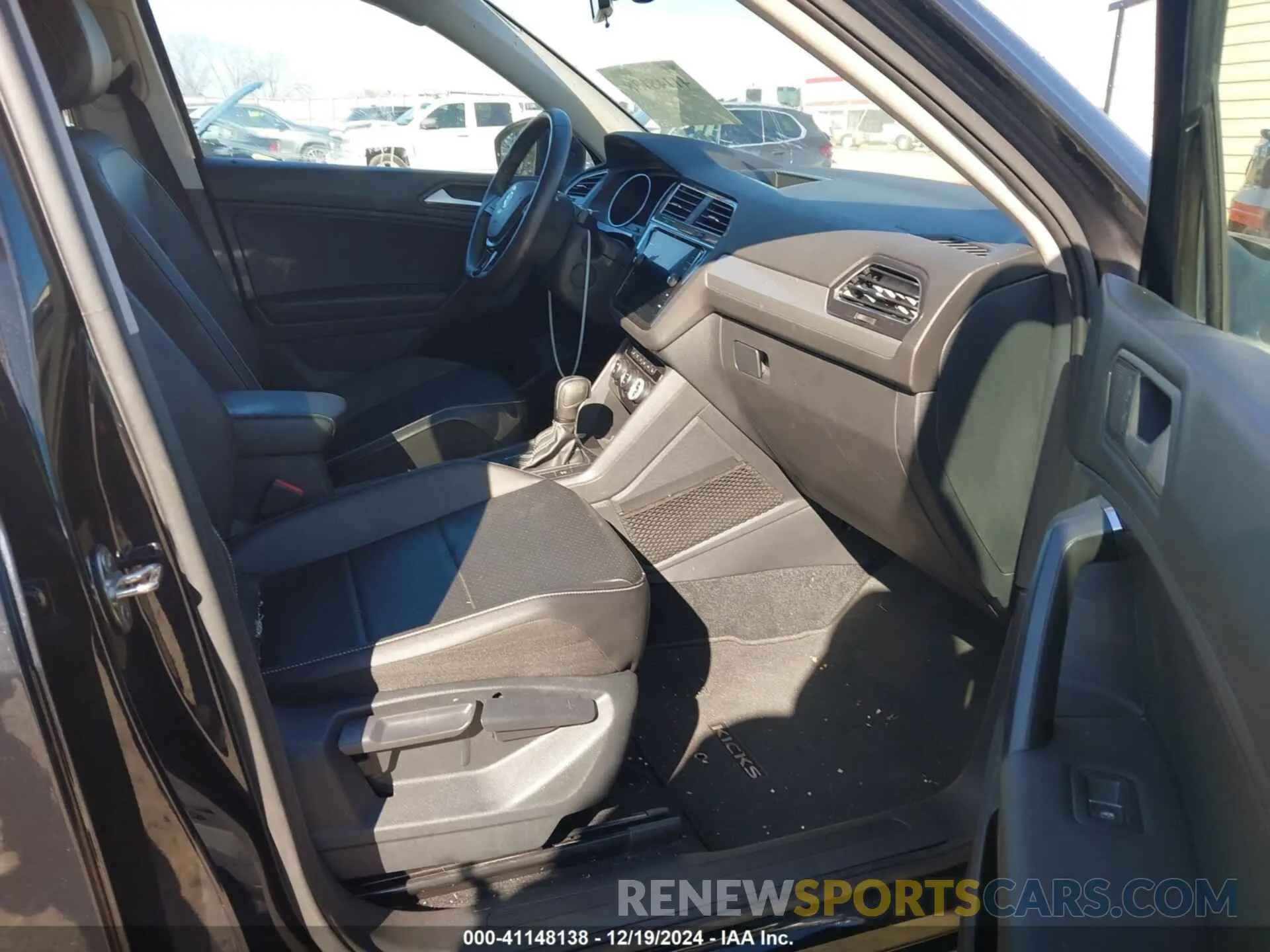 5 Photograph of a damaged car 3VV3B7AX5MM041515 VOLKSWAGEN TIGUAN 2021