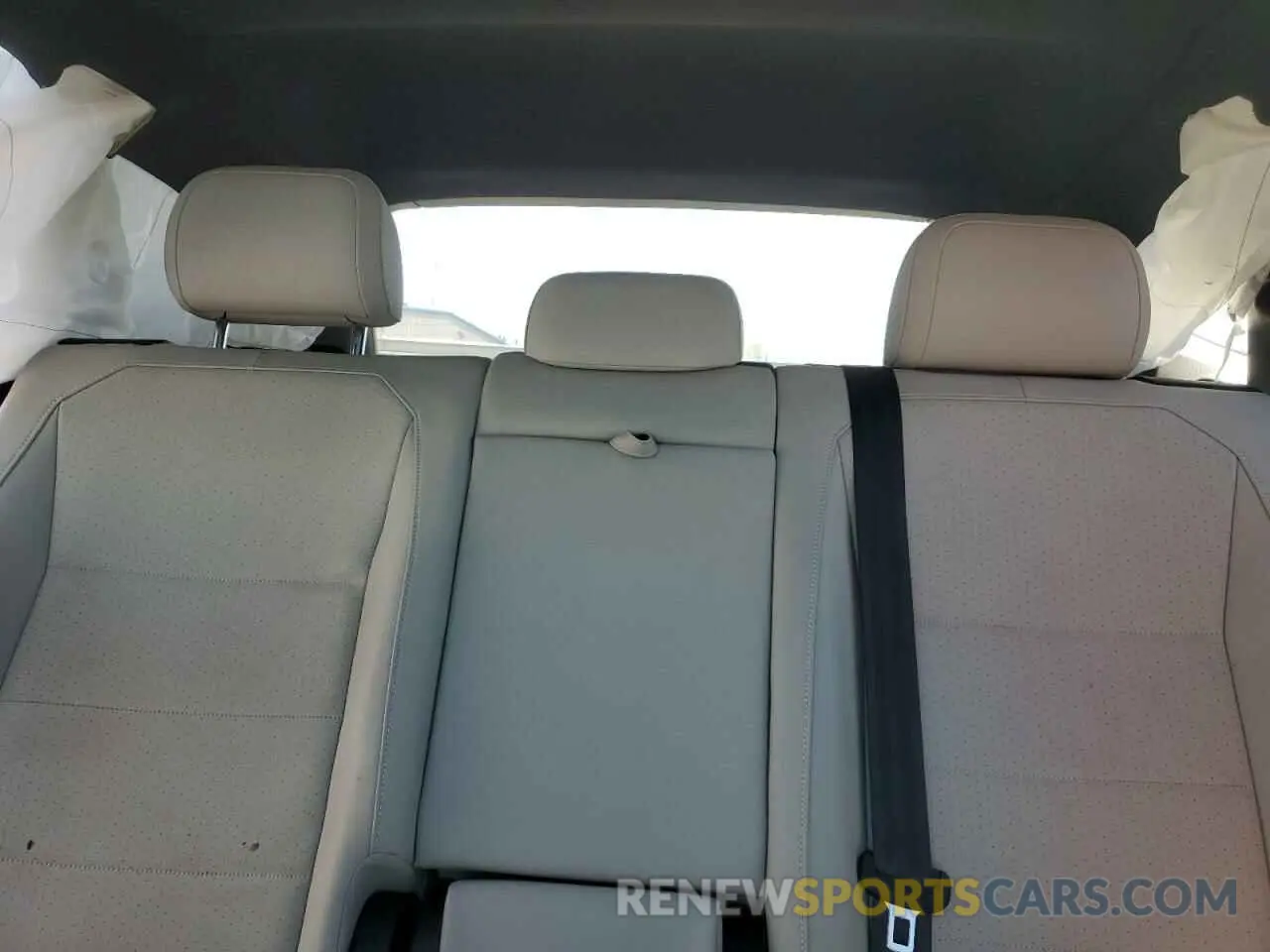 10 Photograph of a damaged car 3VV3B7AX5MM073784 VOLKSWAGEN TIGUAN 2021