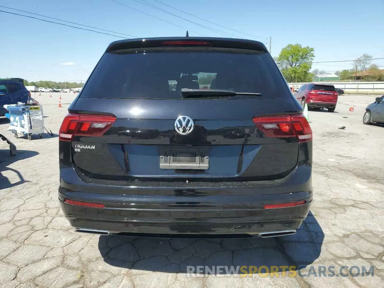 6 Photograph of a damaged car 3VV3B7AX5MM073784 VOLKSWAGEN TIGUAN 2021