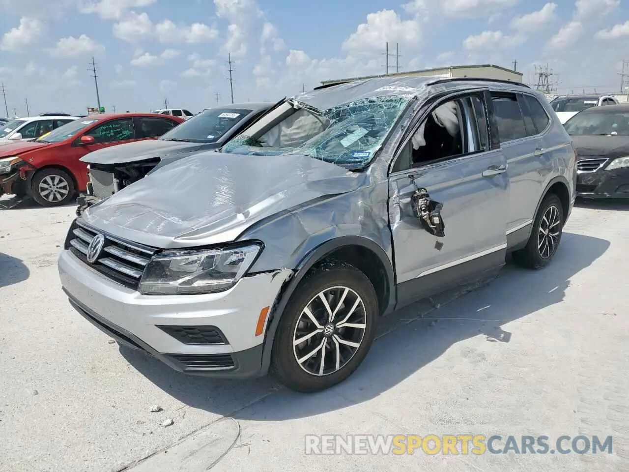 1 Photograph of a damaged car 3VV3B7AX5MM100739 VOLKSWAGEN TIGUAN 2021