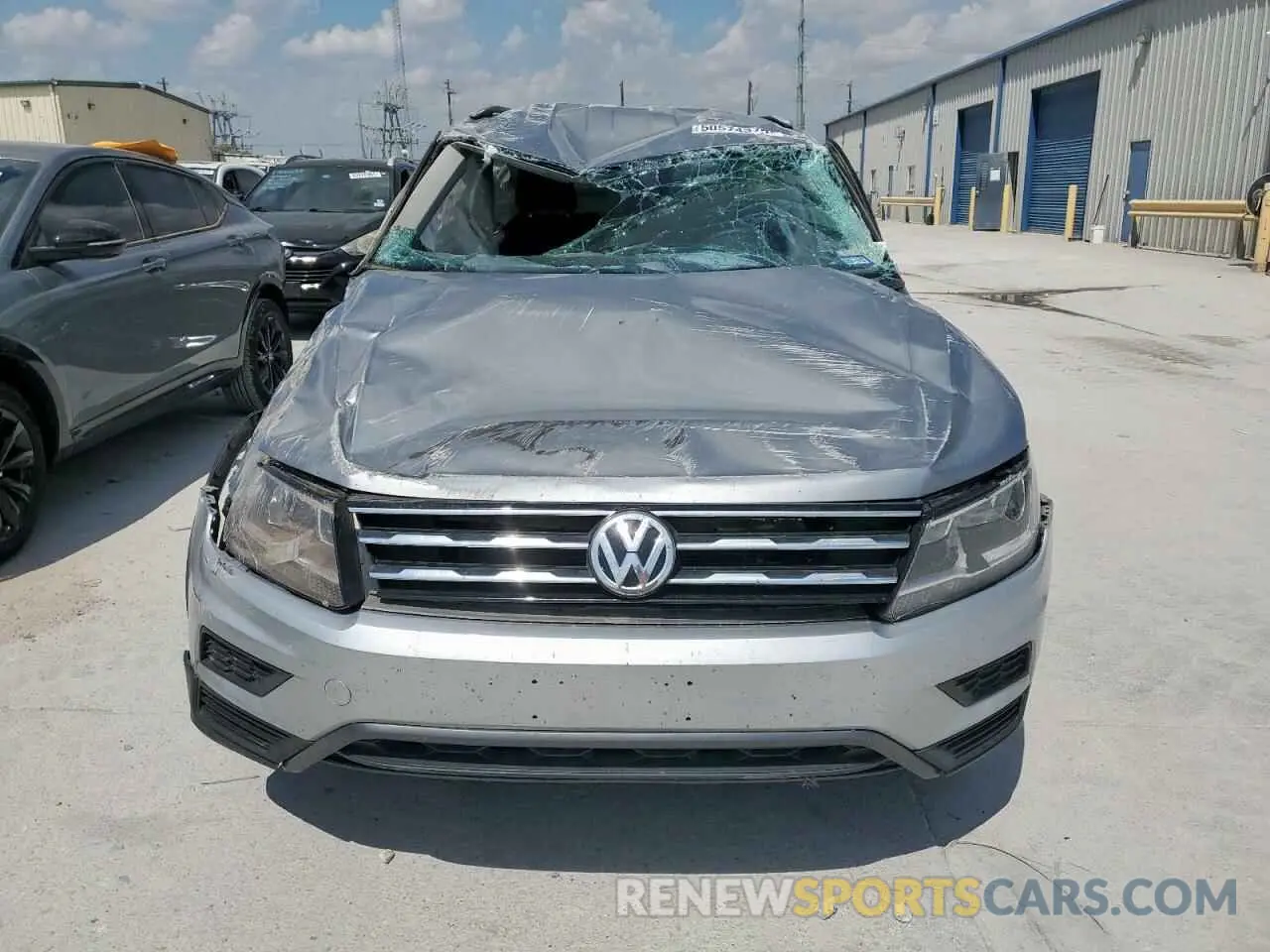 5 Photograph of a damaged car 3VV3B7AX5MM100739 VOLKSWAGEN TIGUAN 2021