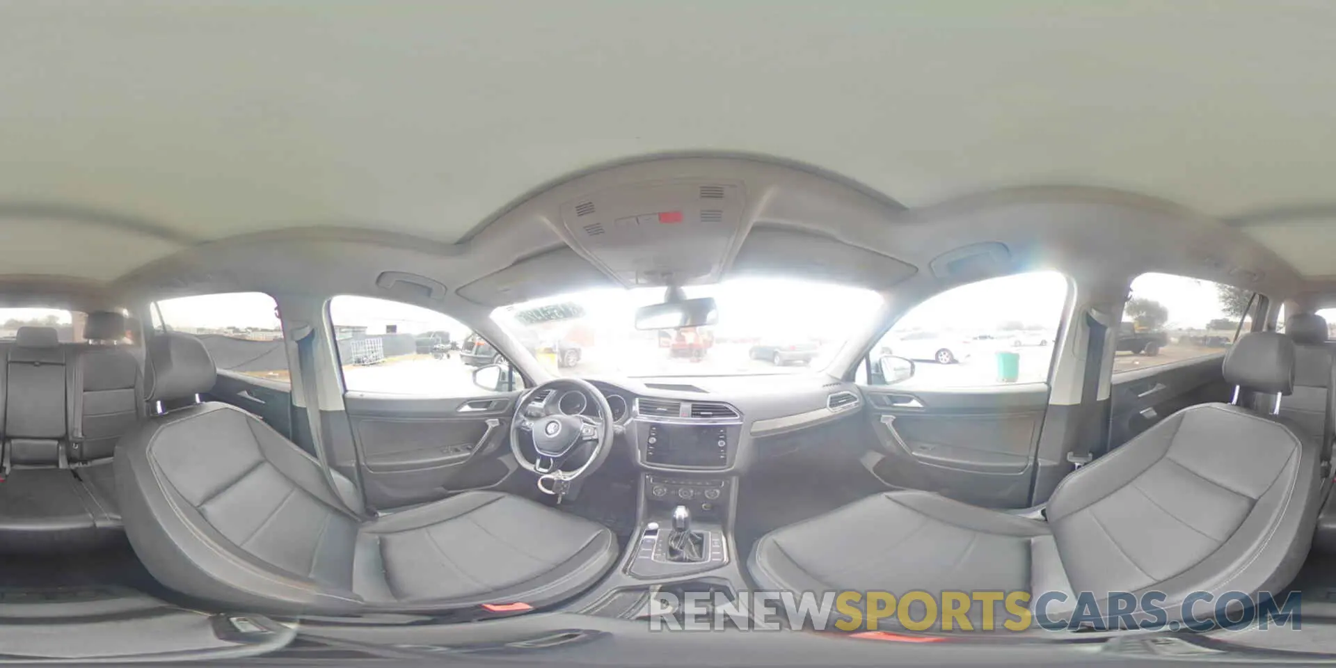 14 Photograph of a damaged car 3VV3B7AX5MM112244 VOLKSWAGEN TIGUAN 2021